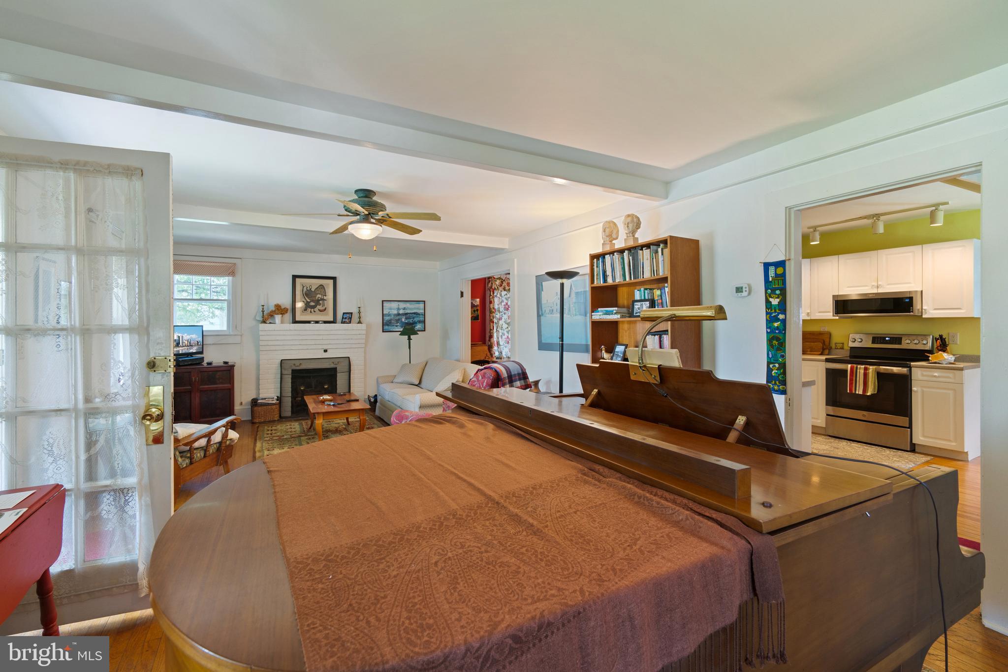 CENTREVILLE - Residential