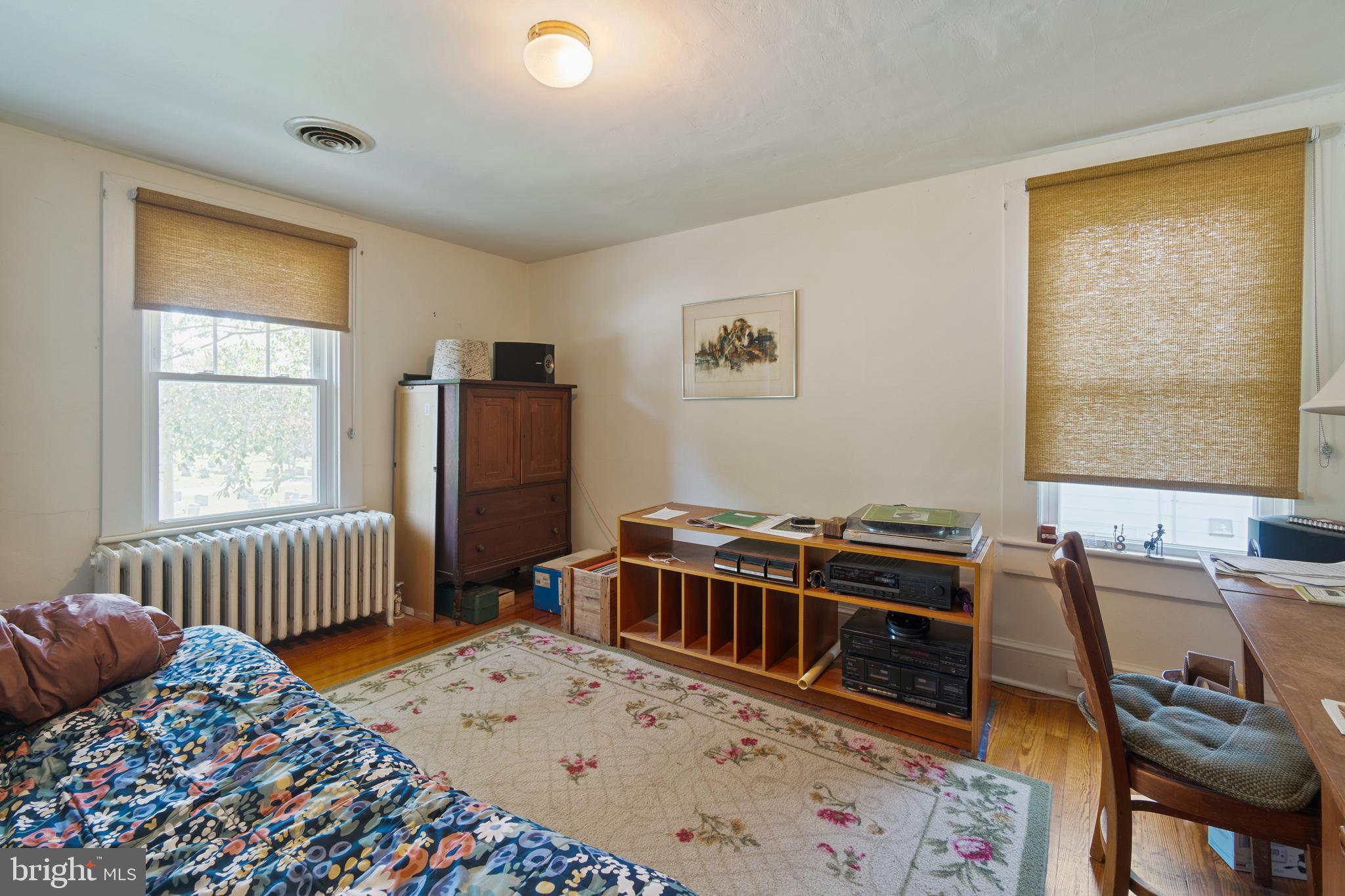 CENTREVILLE - Residential