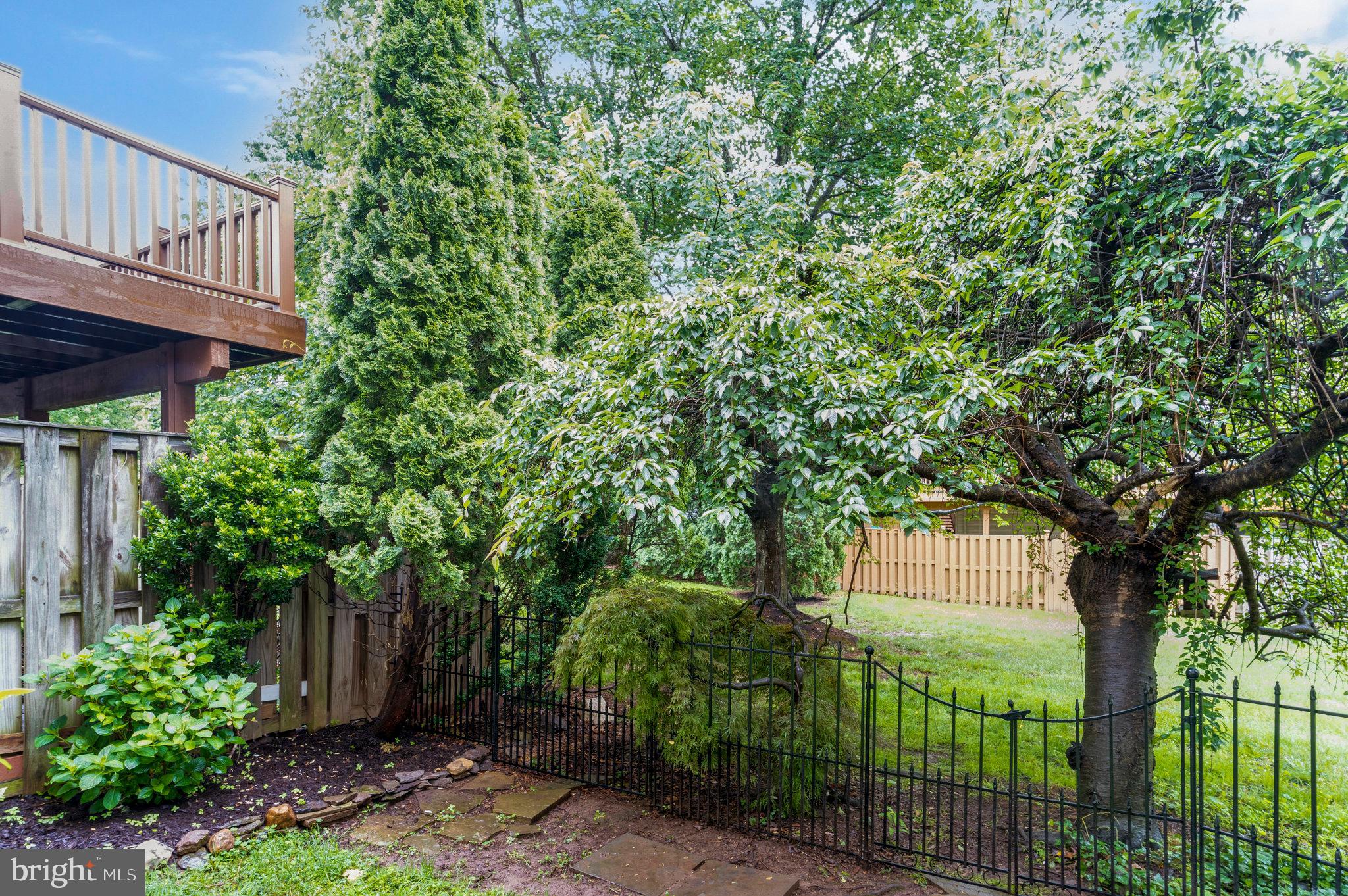 ENGLEWOOD MEWS - Residential