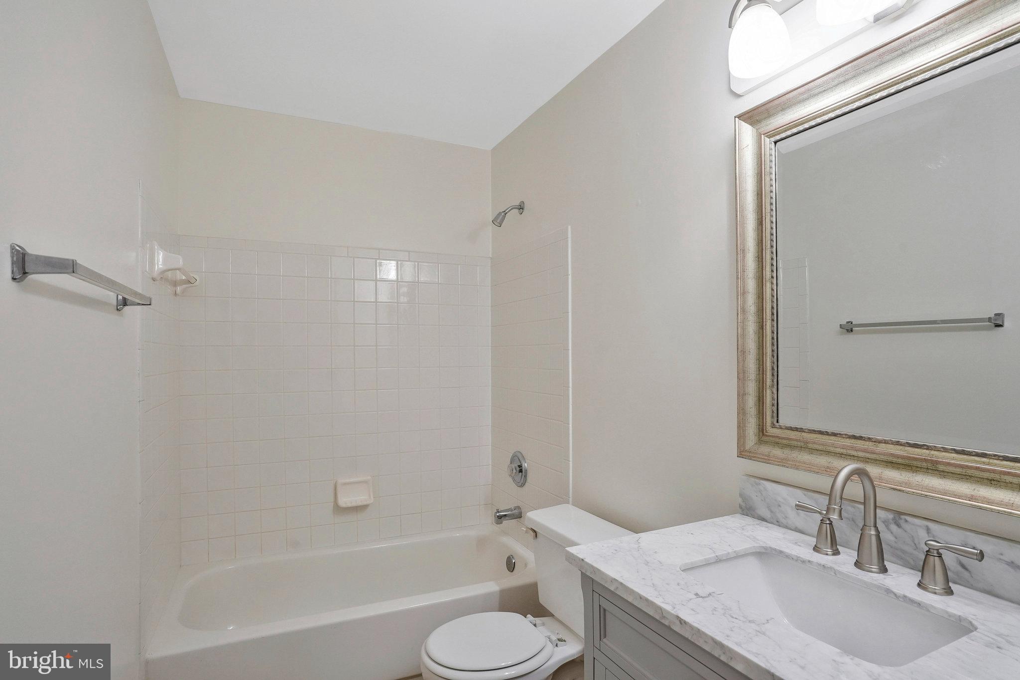 ENGLEWOOD MEWS - Residential