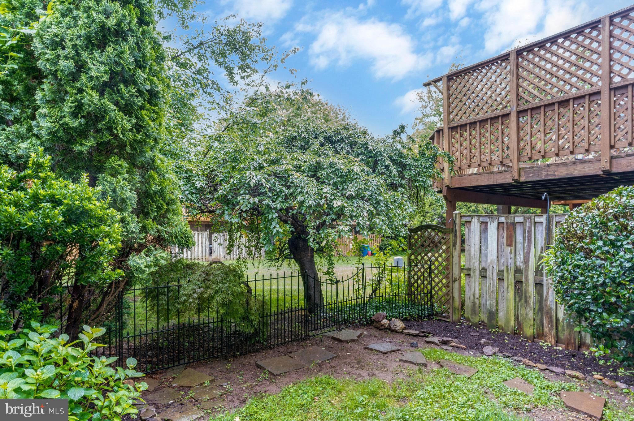 ENGLEWOOD MEWS - Residential