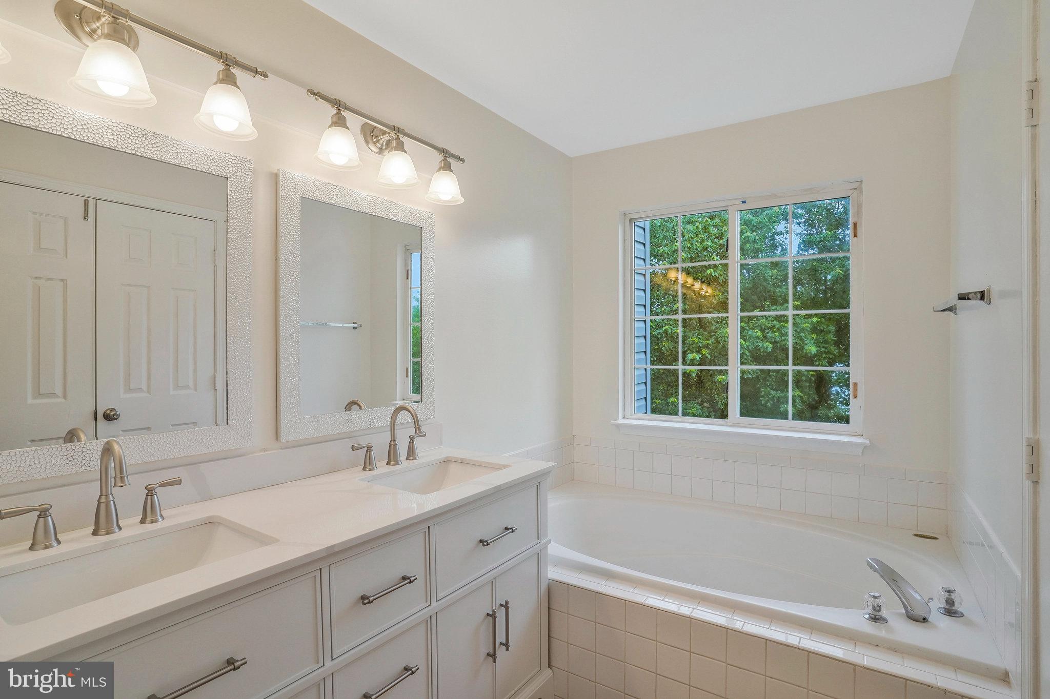 ENGLEWOOD MEWS - Residential