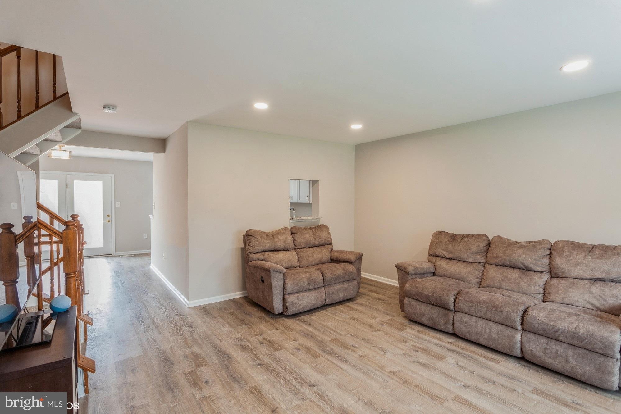 BRIGHTFIELD - Residential