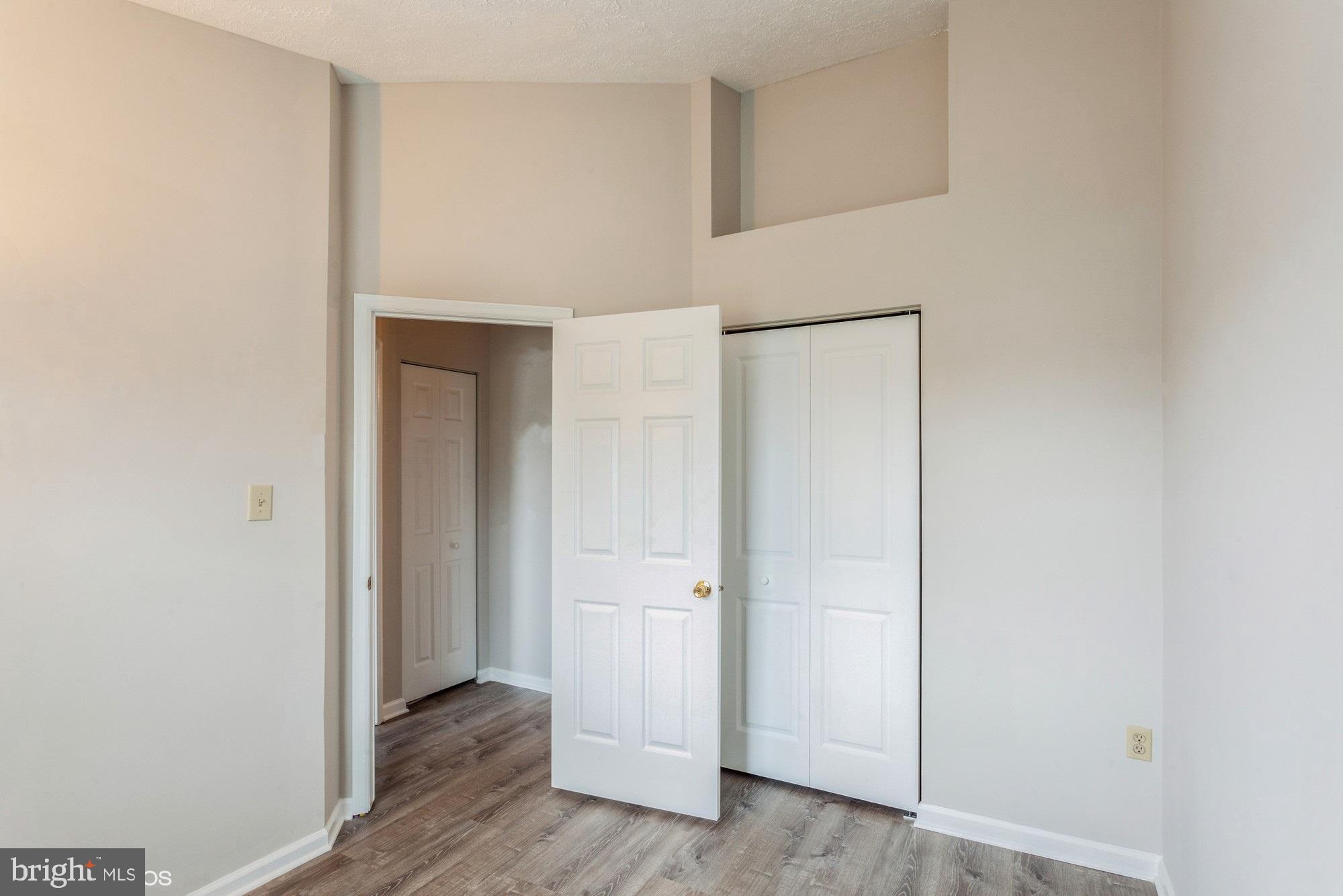 BRIGHTFIELD - Residential