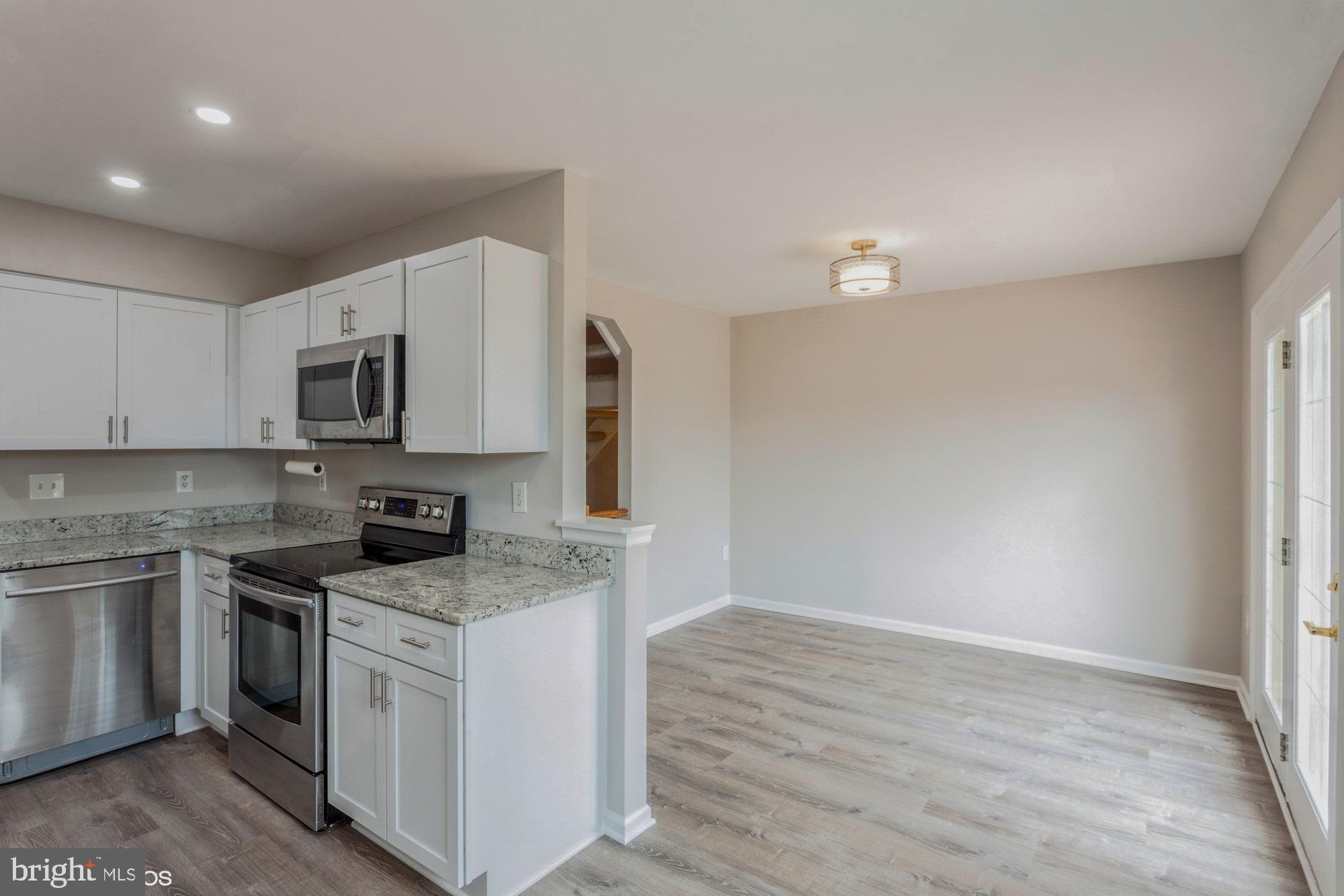 BRIGHTFIELD - Residential