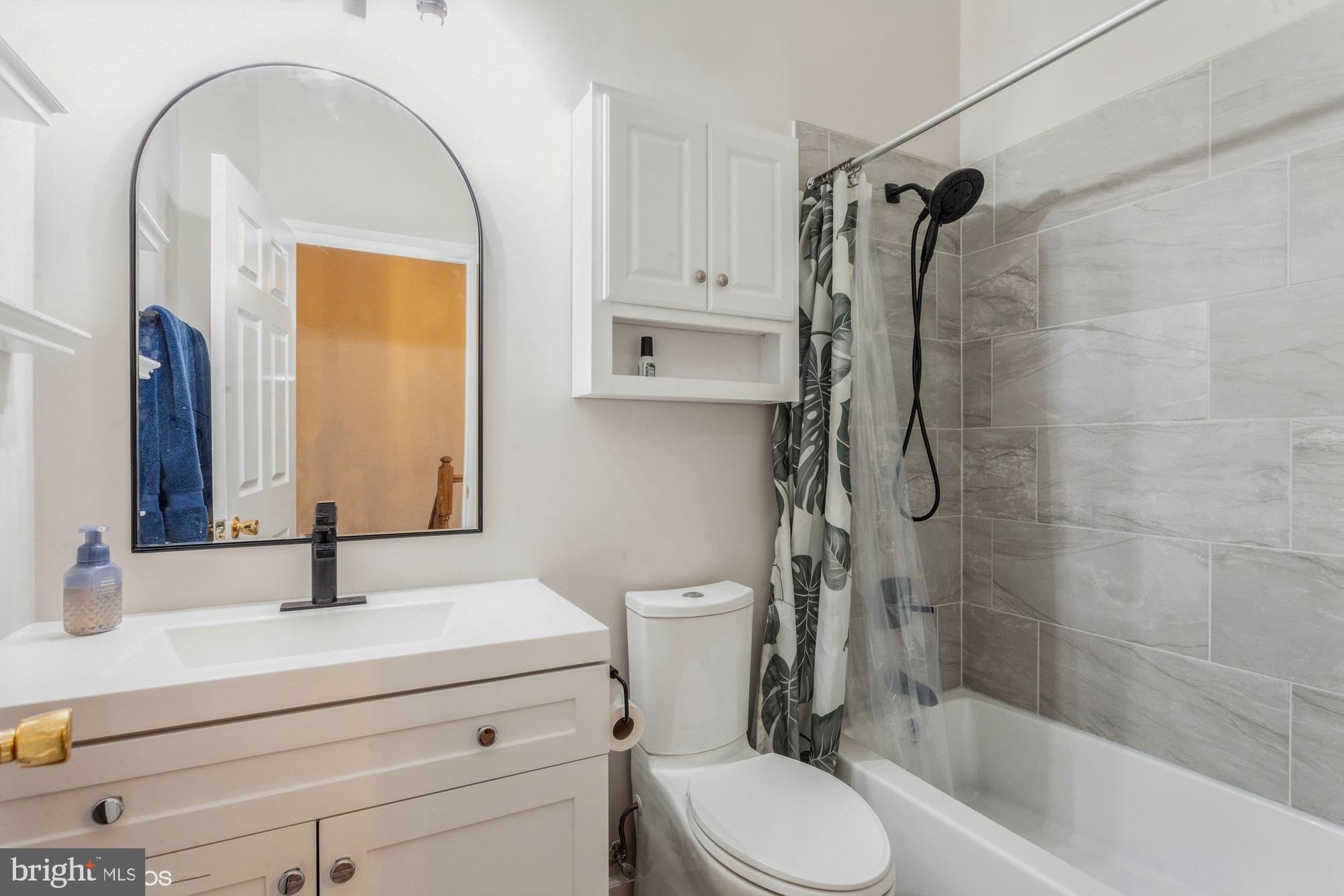 BRIGHTFIELD - Residential