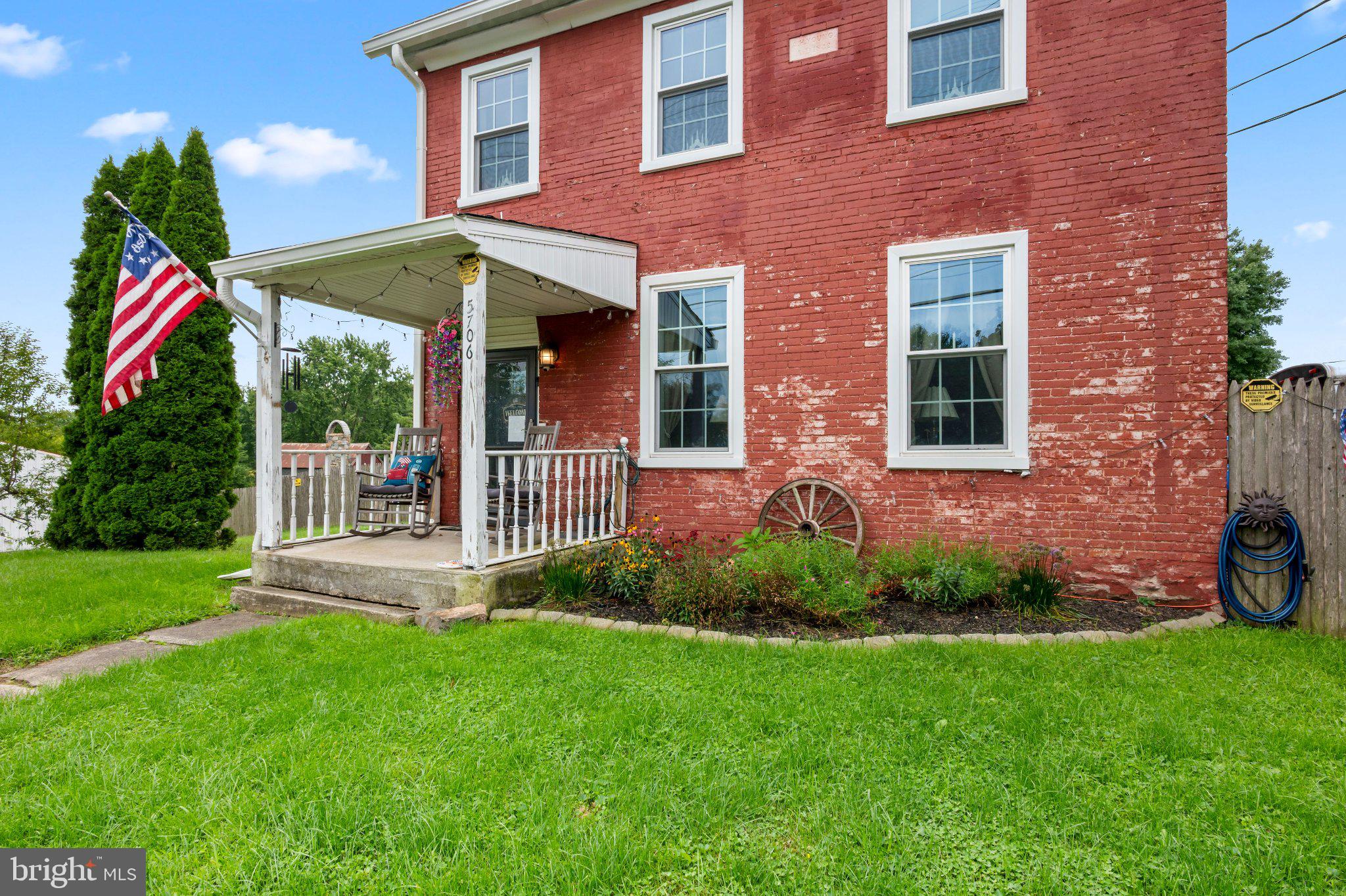 5706 BOYERTOWN PIKE