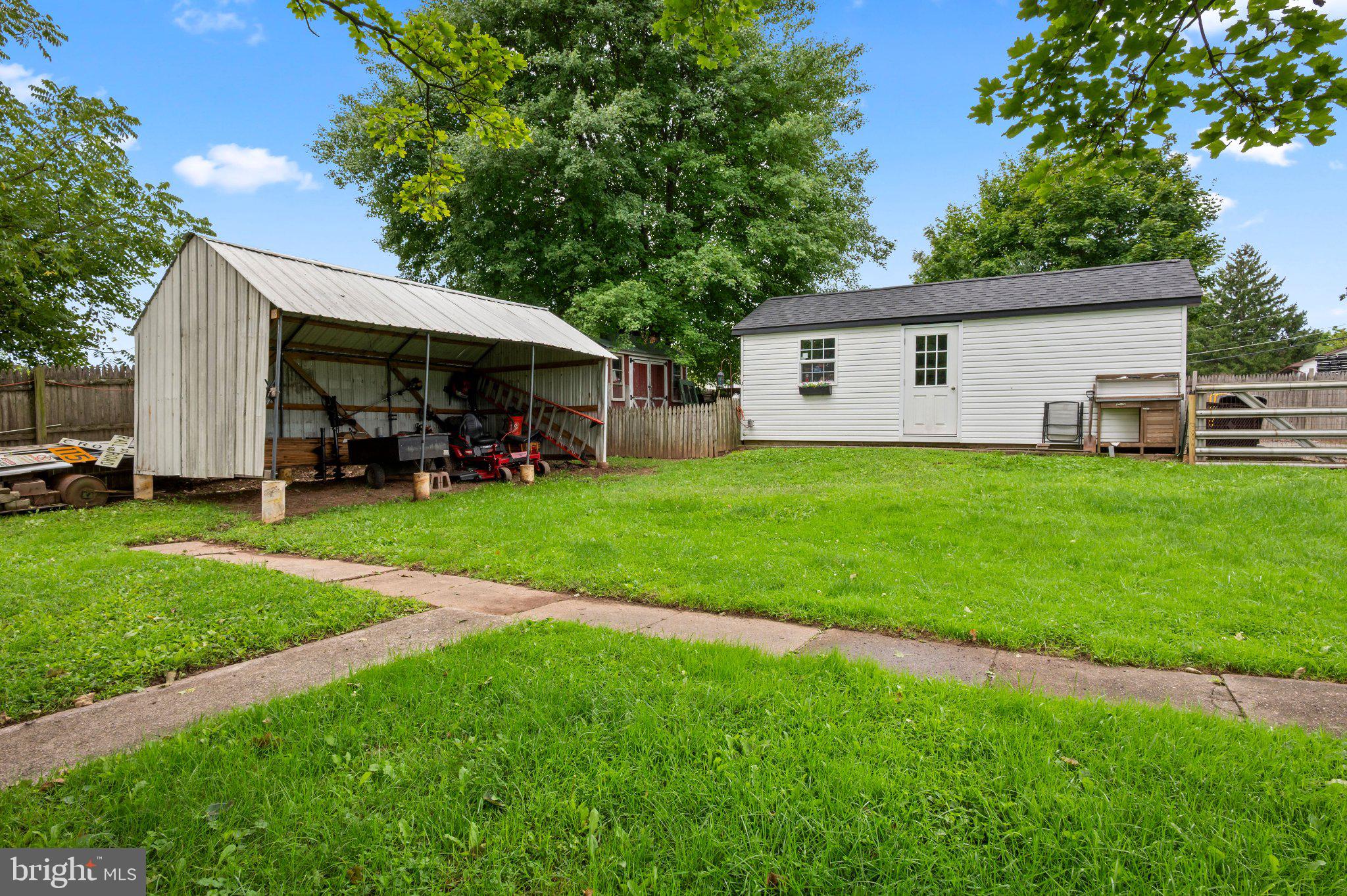 5706 BOYERTOWN PIKE
