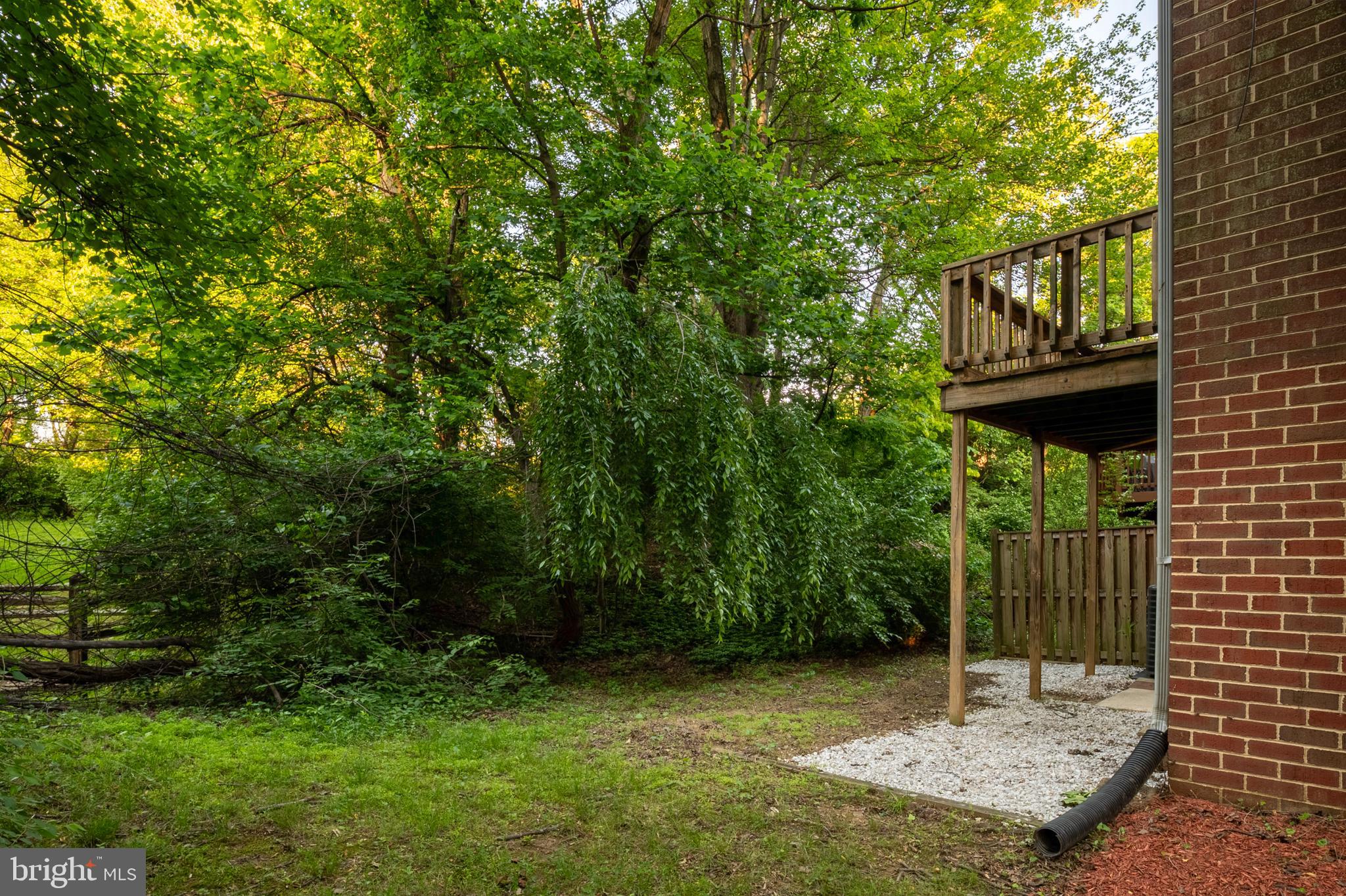 DUMONT OAKS - Residential