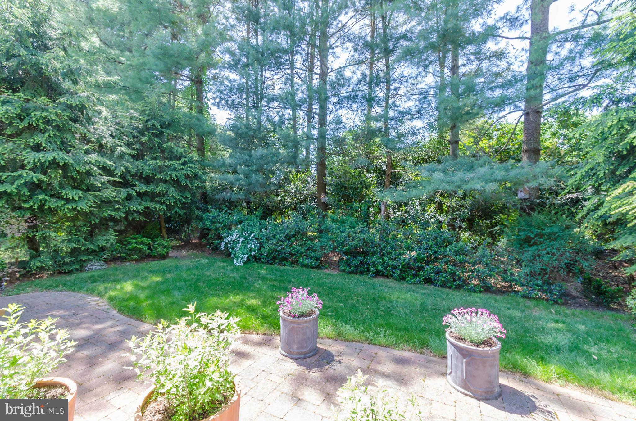 ROCKLAND - Residential