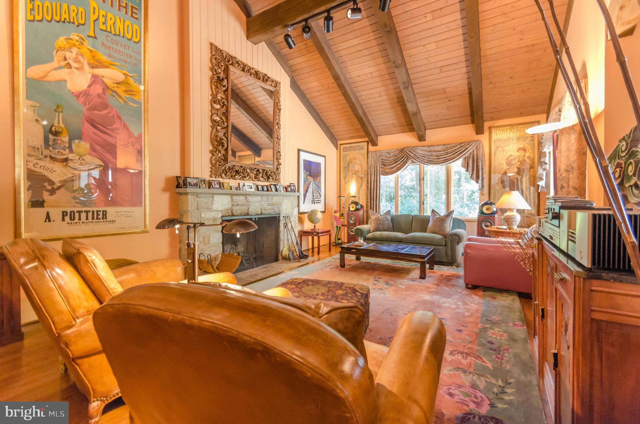 ROCKLAND - Residential