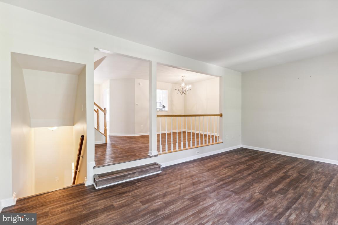 LANDSDOWNE - Residential Lease