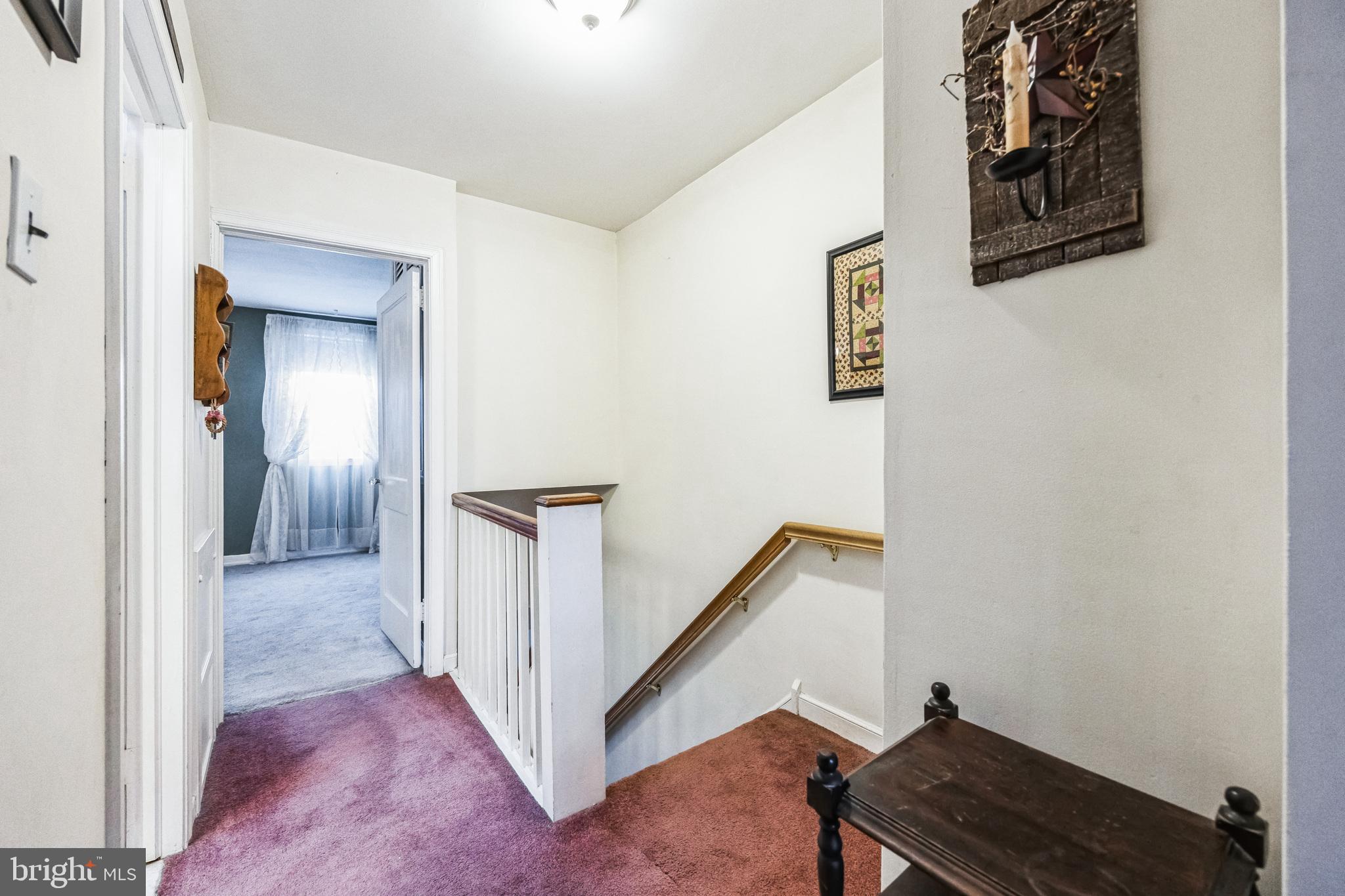 OXFORD CIRCLE - Residential