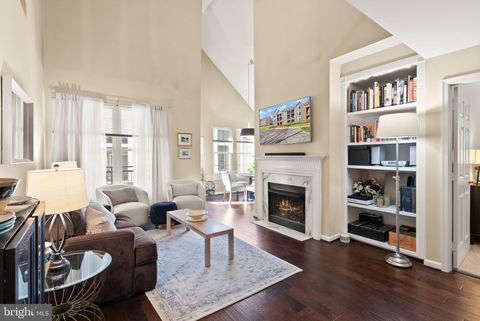 Condo For Sale - 46628 Drysdale Terrace #300<br/> STERLING, VA 20165