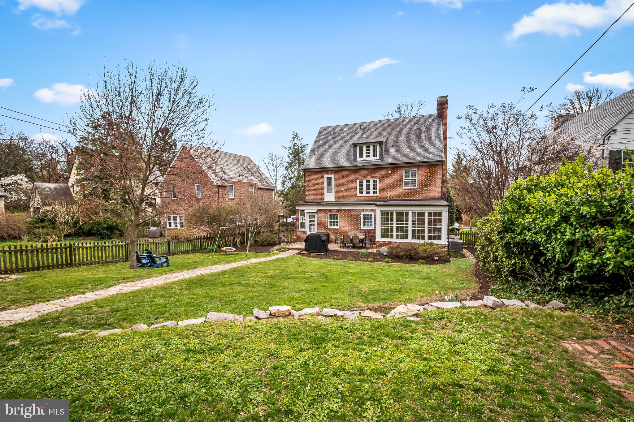 HOMELAND HISTORIC DISTRICT - Residential