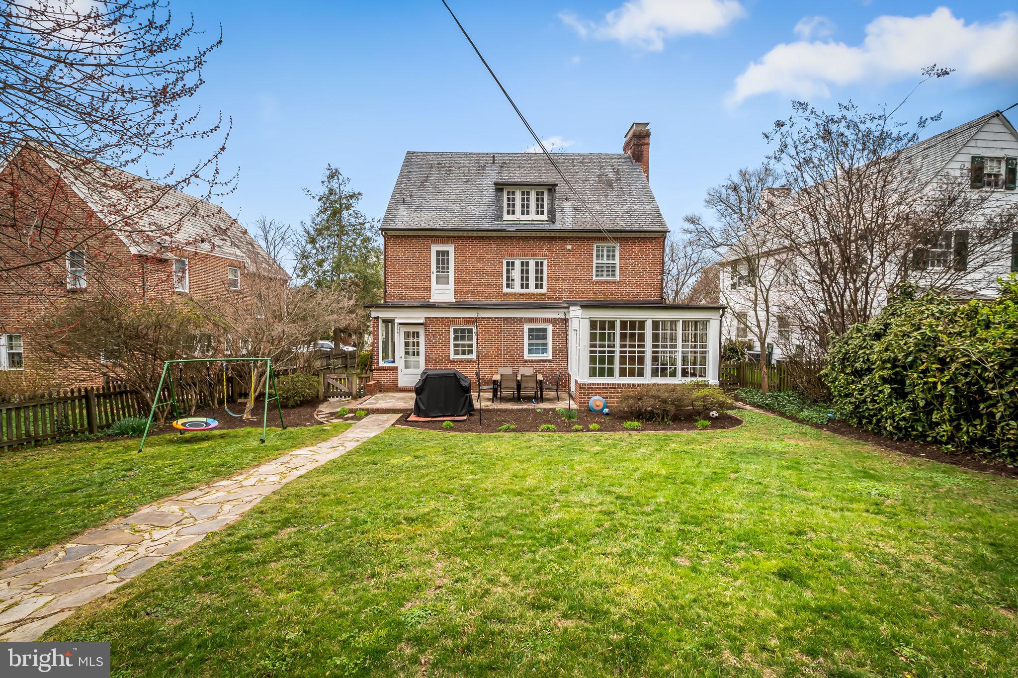 HOMELAND HISTORIC DISTRICT - Residential