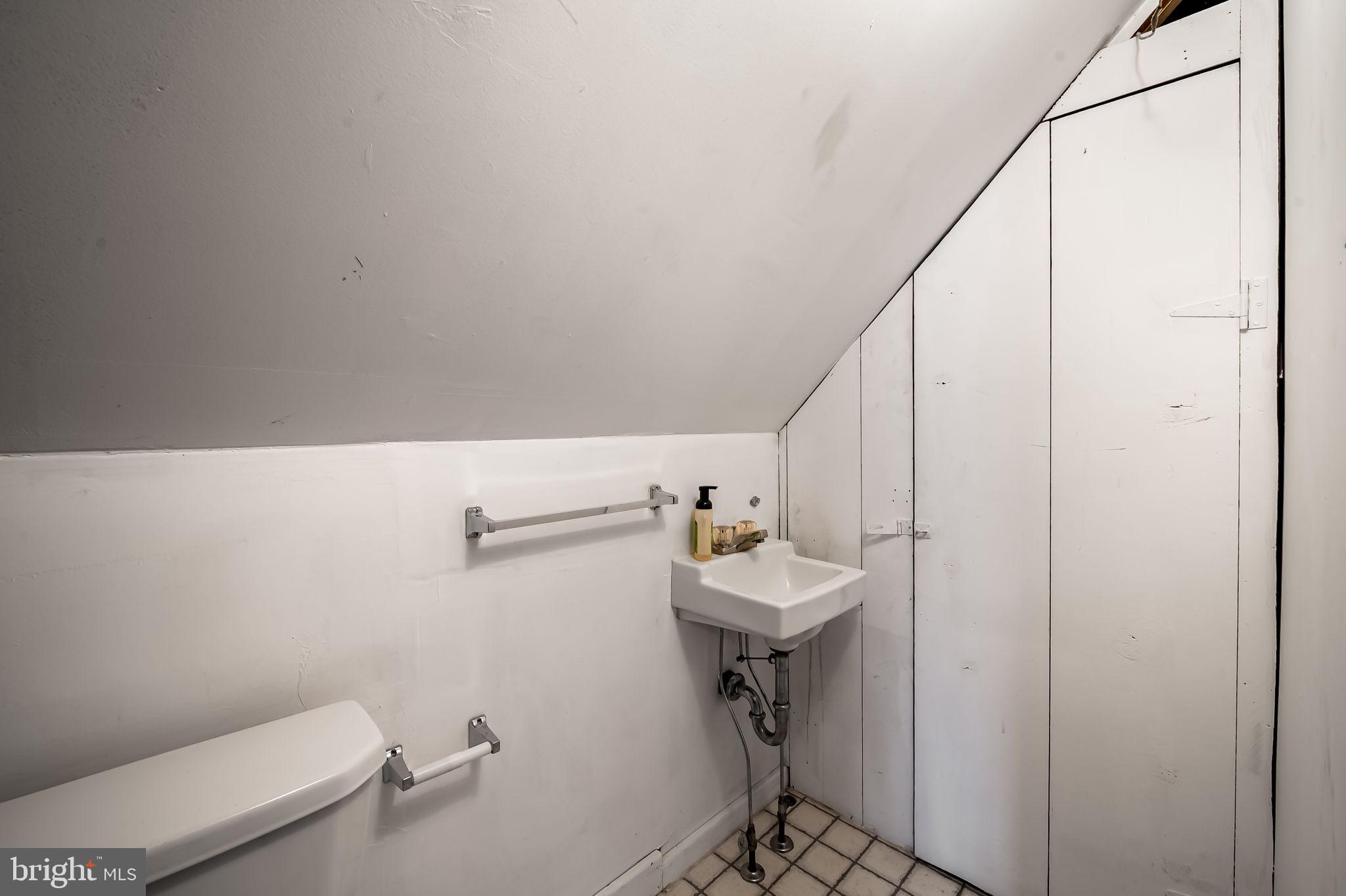 HOMELAND HISTORIC DISTRICT - Residential