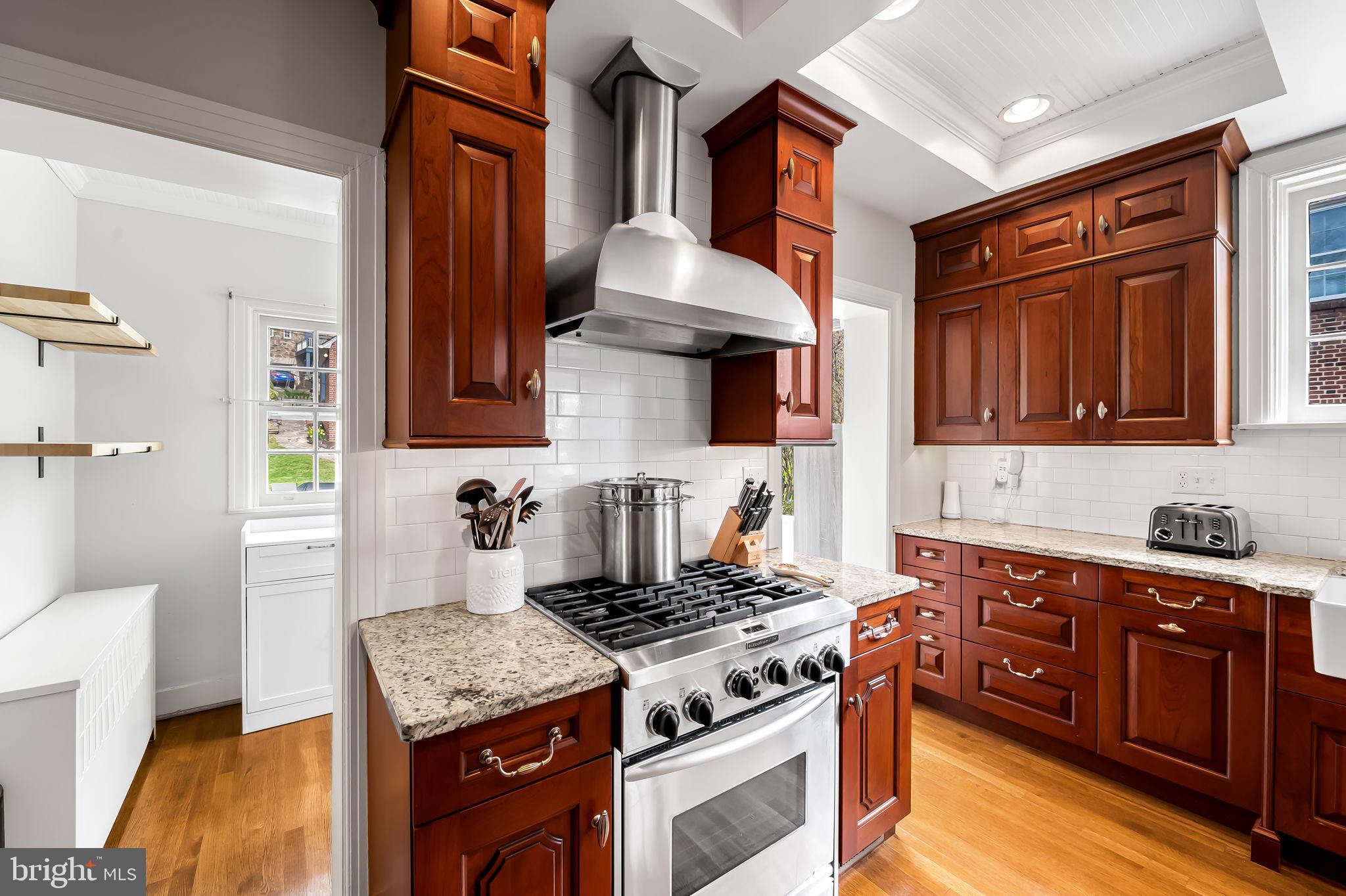 HOMELAND HISTORIC DISTRICT - Residential