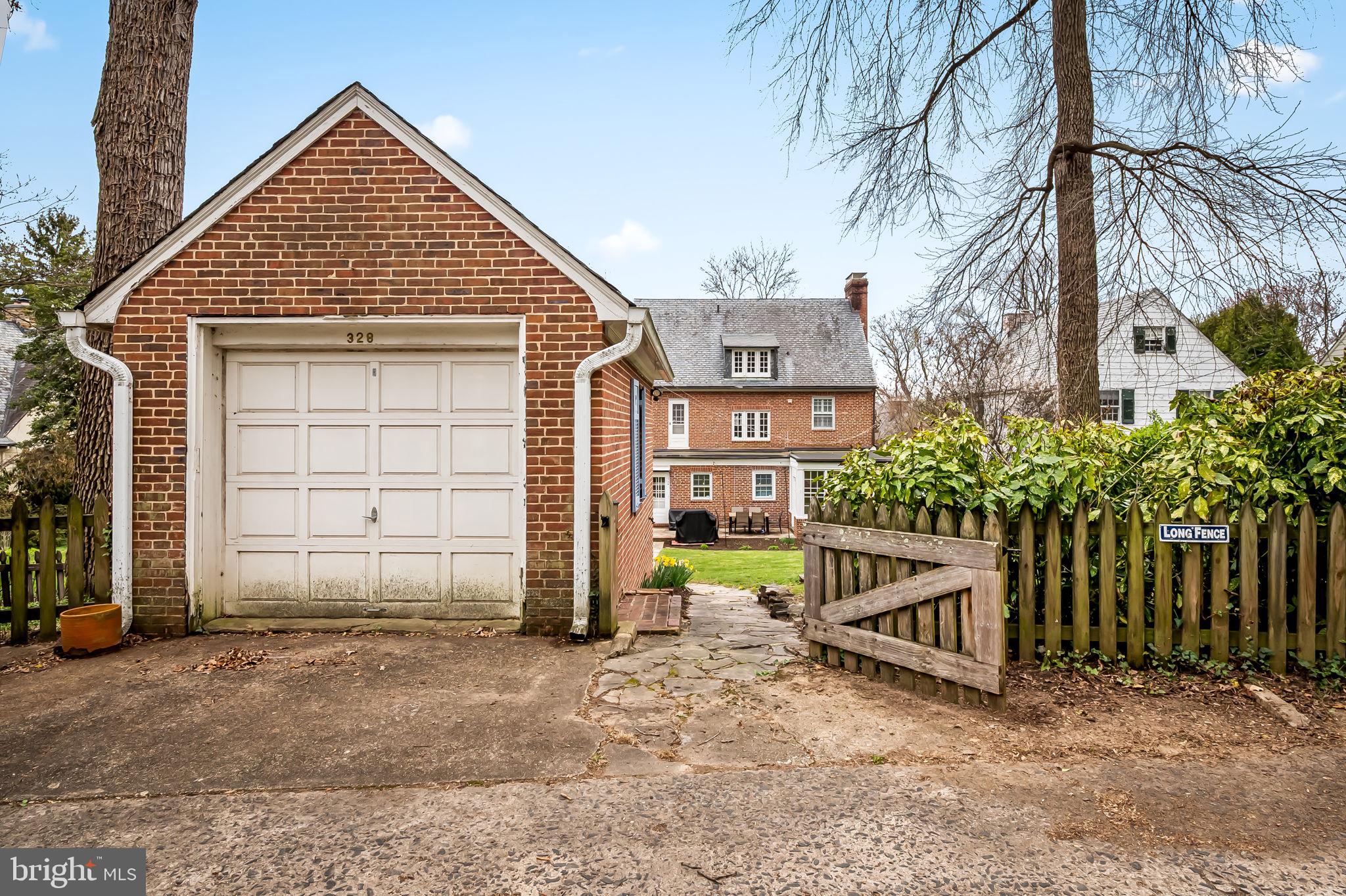 HOMELAND HISTORIC DISTRICT - Residential