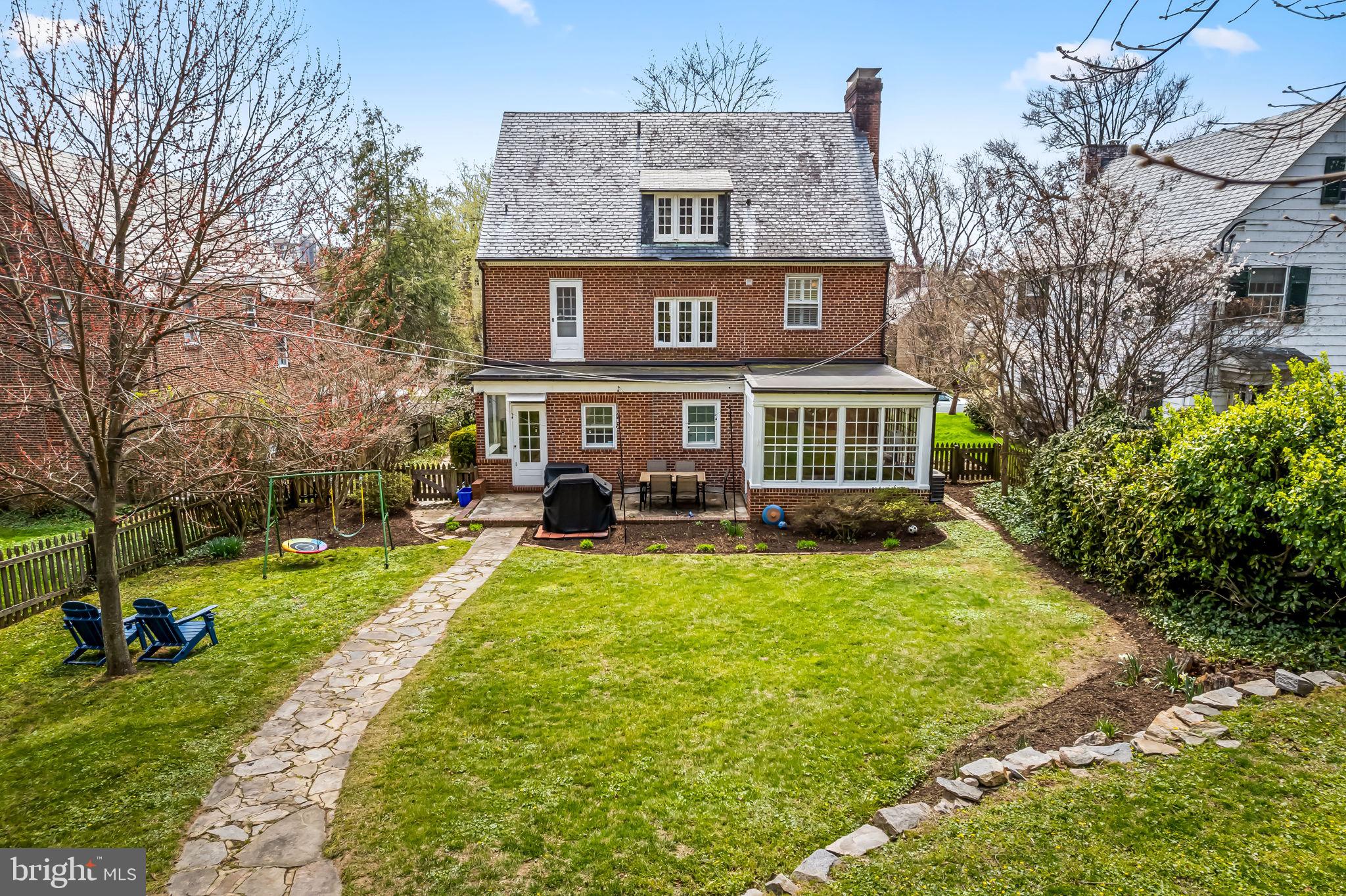 HOMELAND HISTORIC DISTRICT - Residential