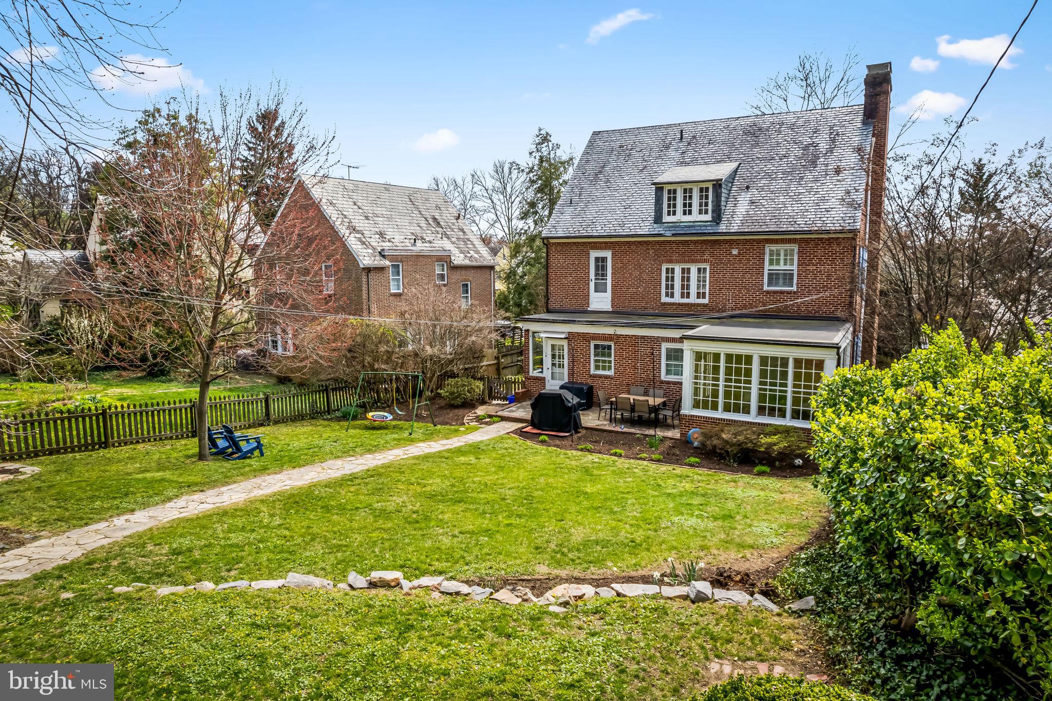 HOMELAND HISTORIC DISTRICT - Residential