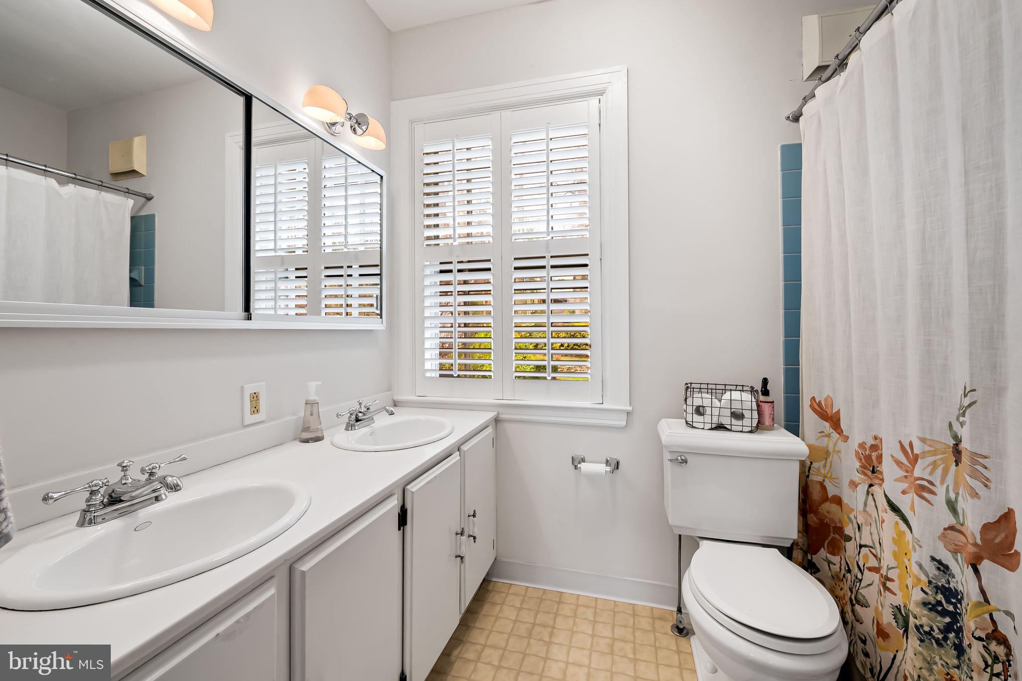 HOMELAND HISTORIC DISTRICT - Residential