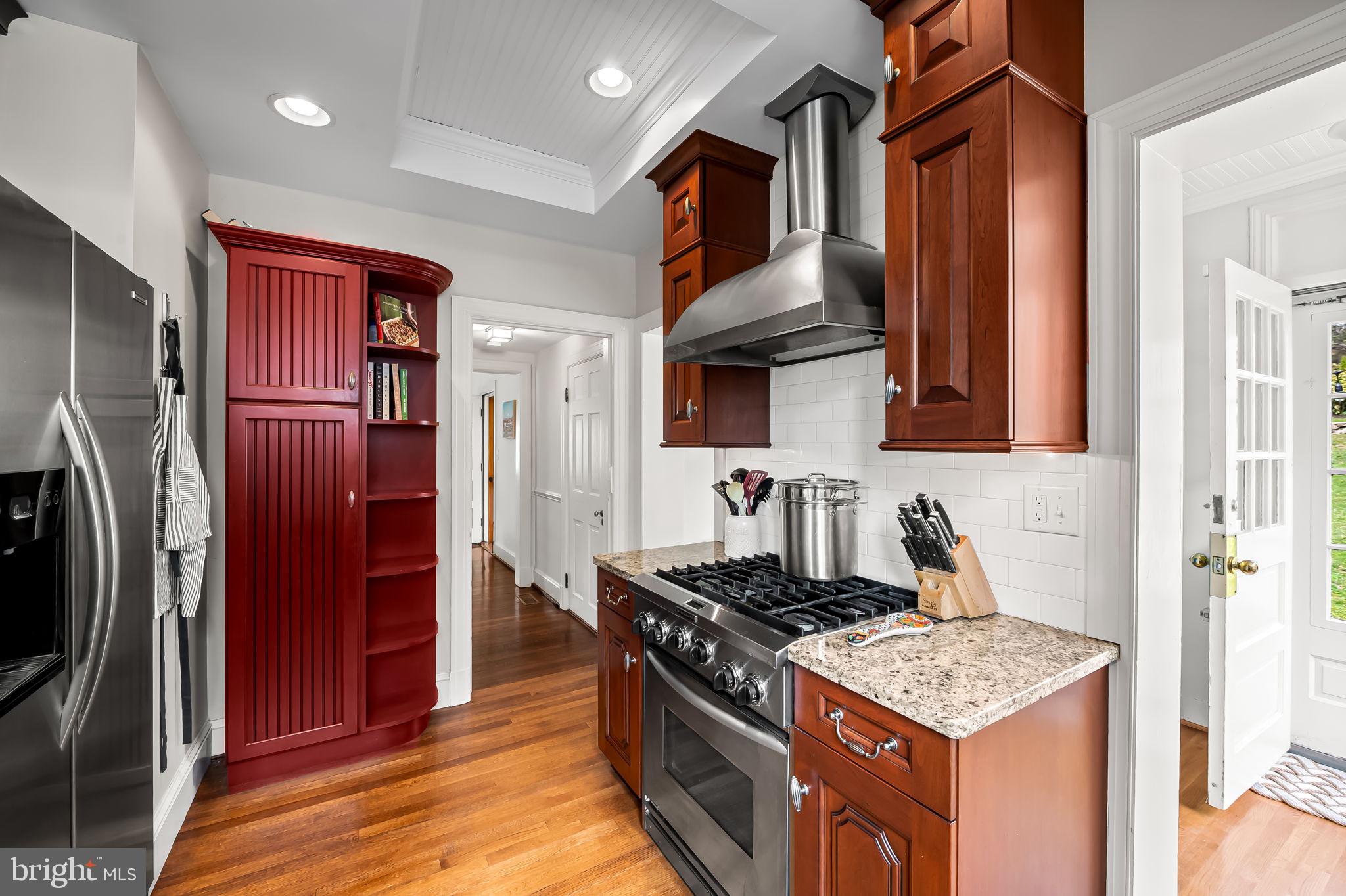 HOMELAND HISTORIC DISTRICT - Residential