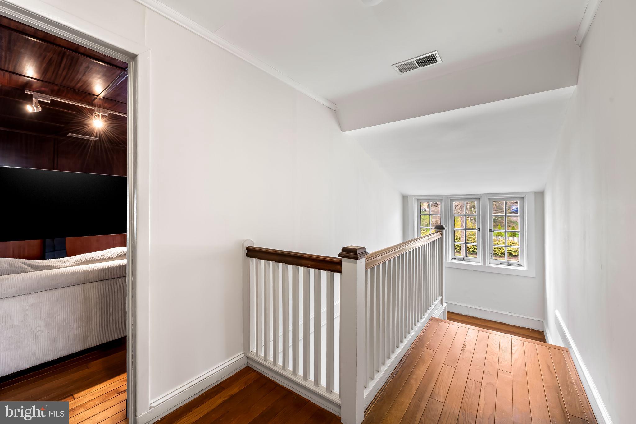 HOMELAND HISTORIC DISTRICT - Residential