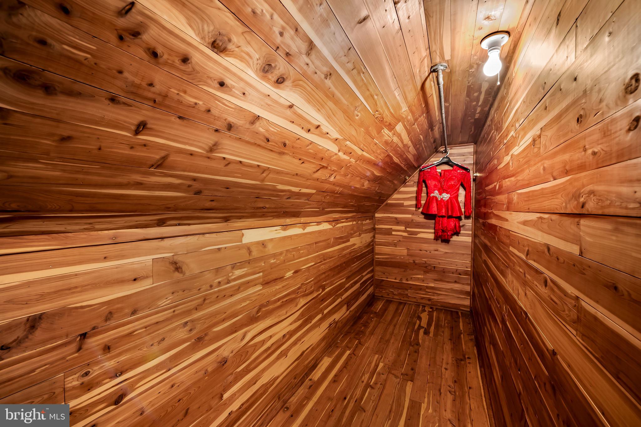 HOMELAND HISTORIC DISTRICT - Residential