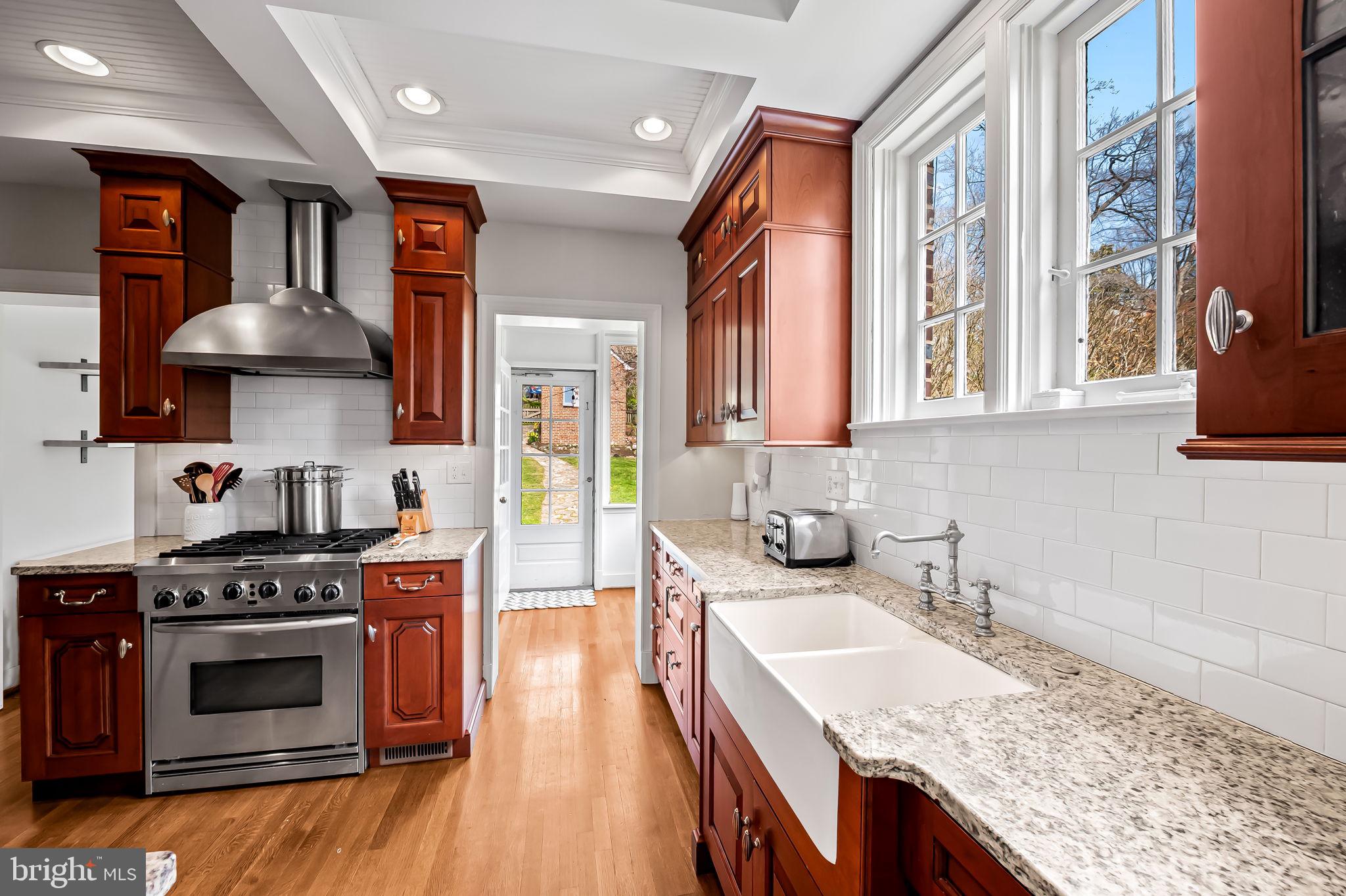 HOMELAND HISTORIC DISTRICT - Residential