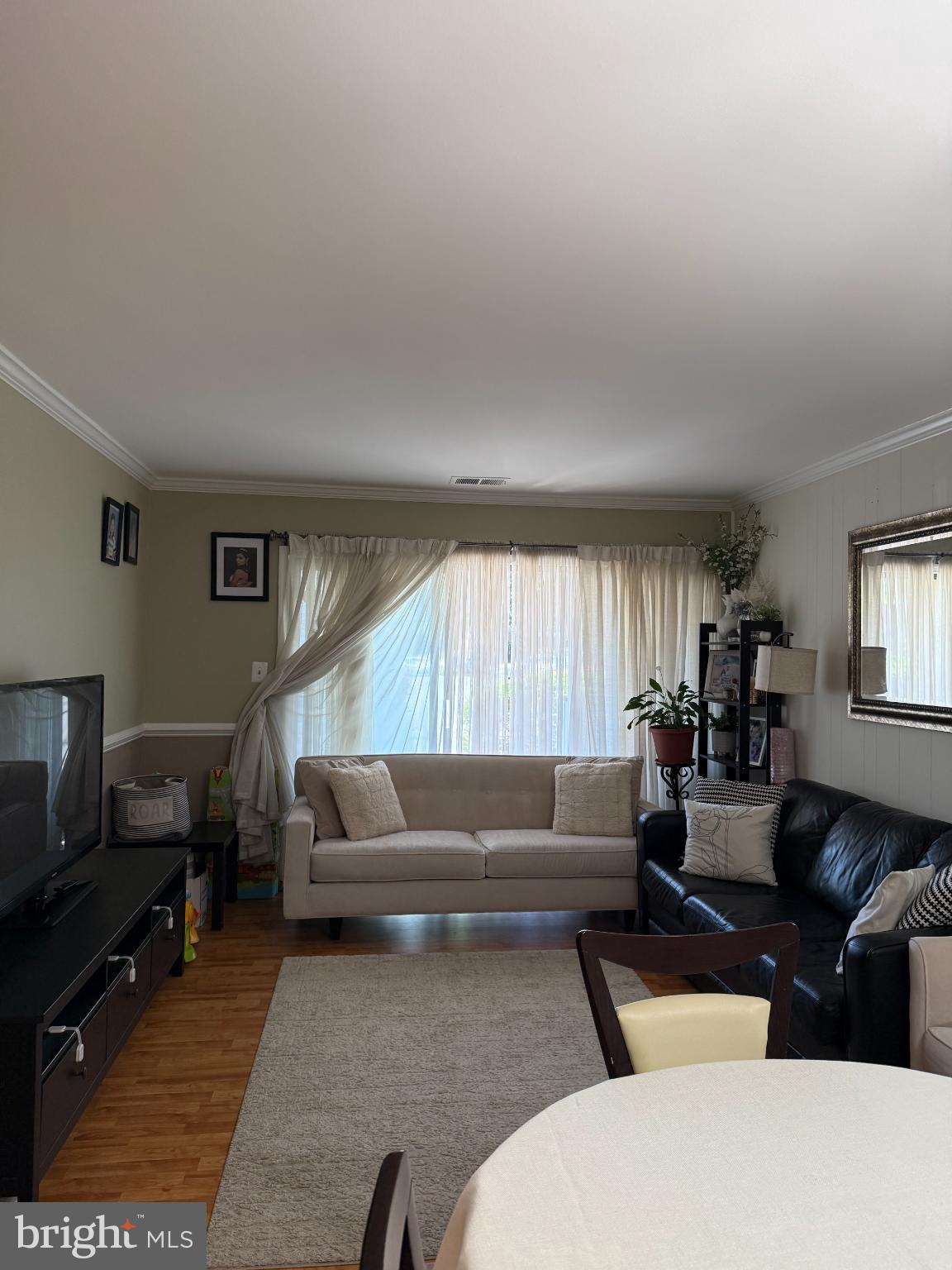 TIVOLI - Residential Lease