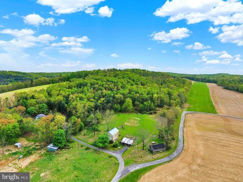 57 METZ LANE NEW BLOOMFIELD PA 17068