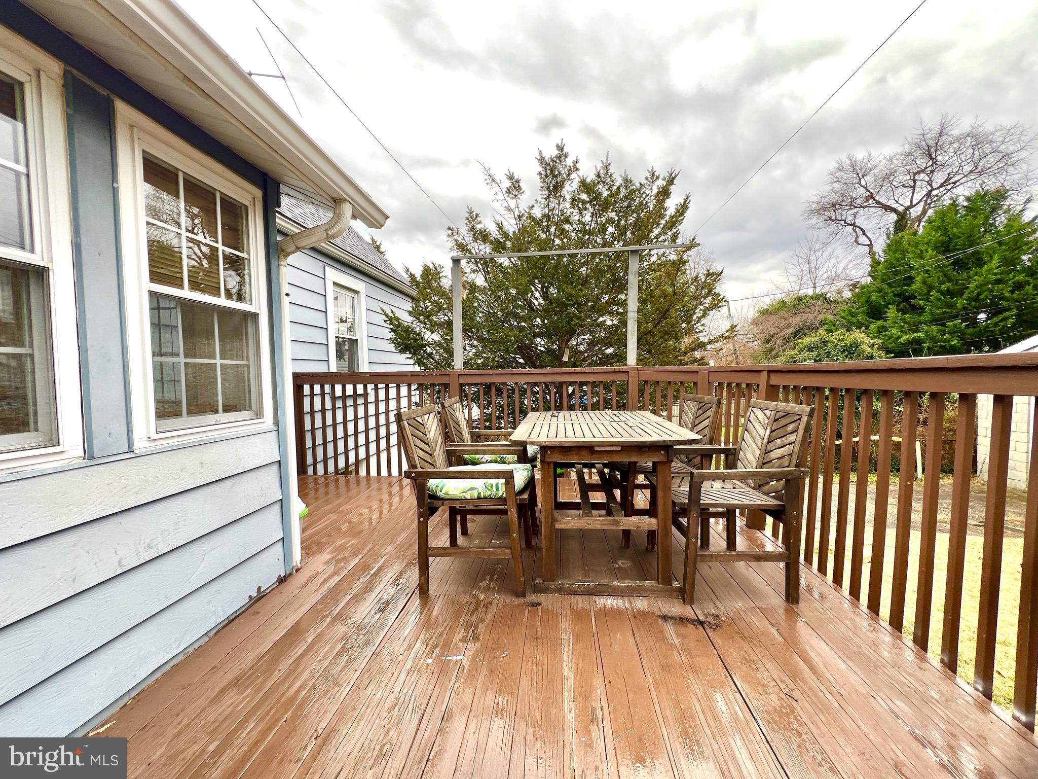 HOMECREST - Residential Lease