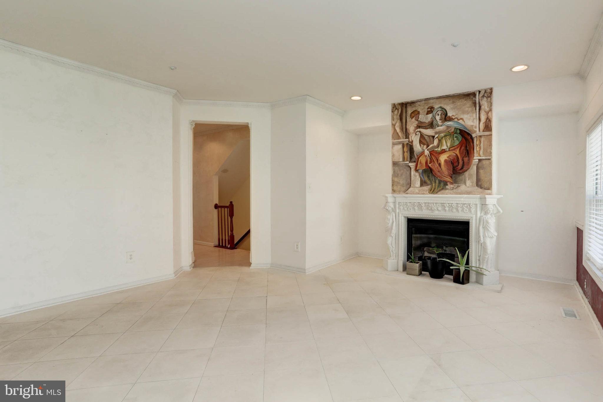 GOVERNORS GRANT - Residential