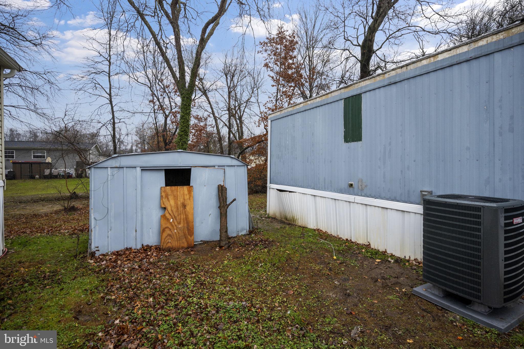 HARFORD MOBILE VILLAGE - Residential