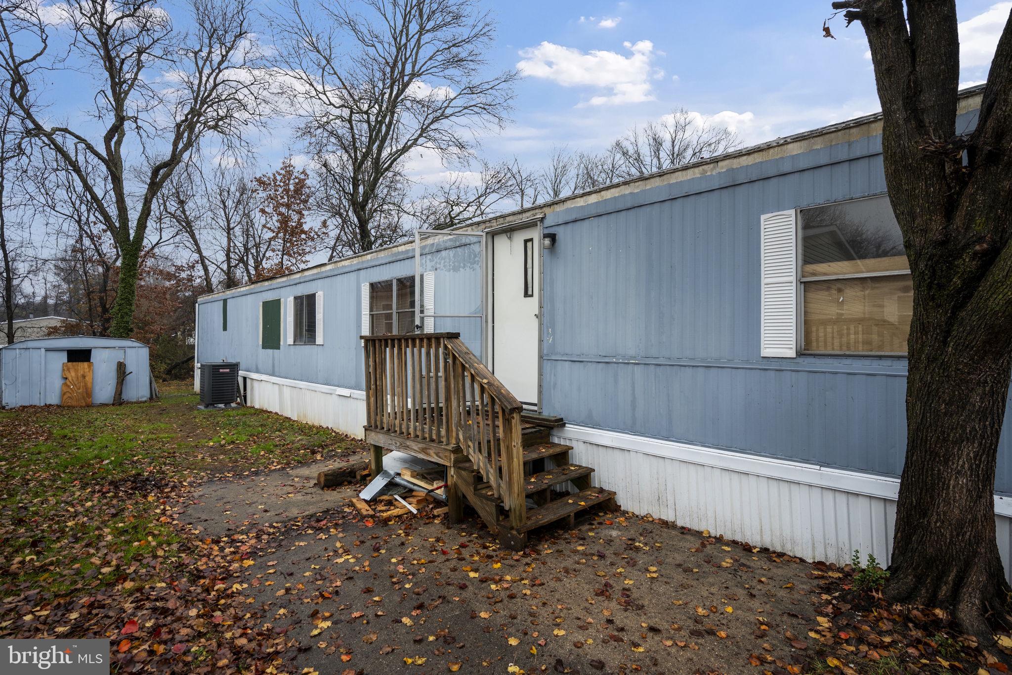 HARFORD MOBILE VILLAGE - Residential