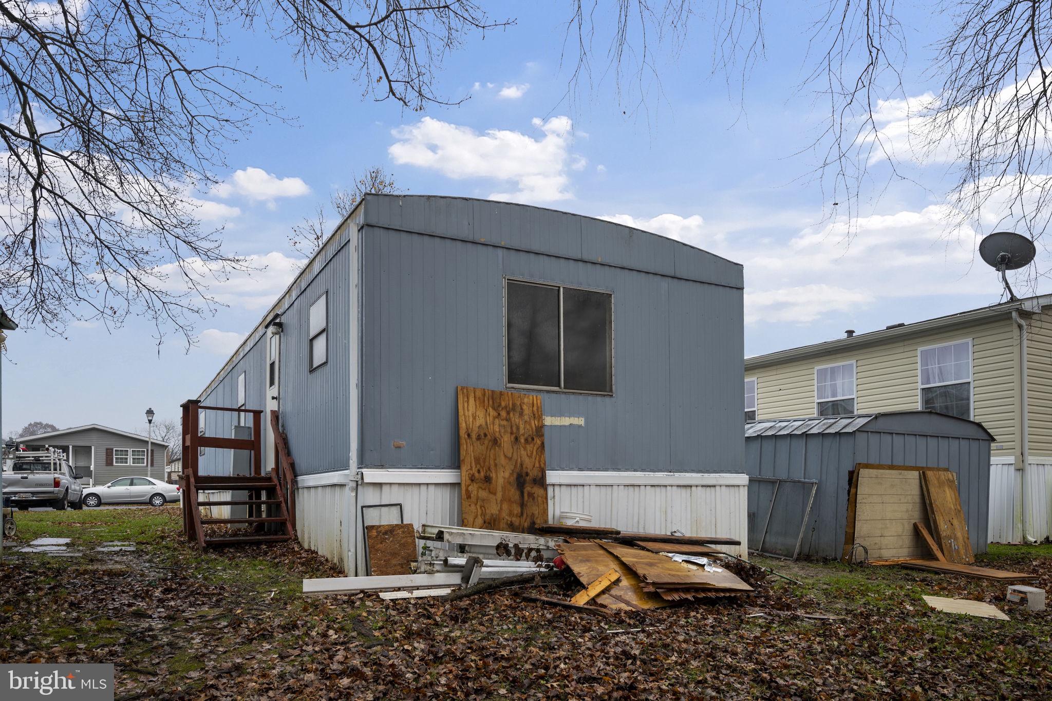 HARFORD MOBILE VILLAGE - Residential