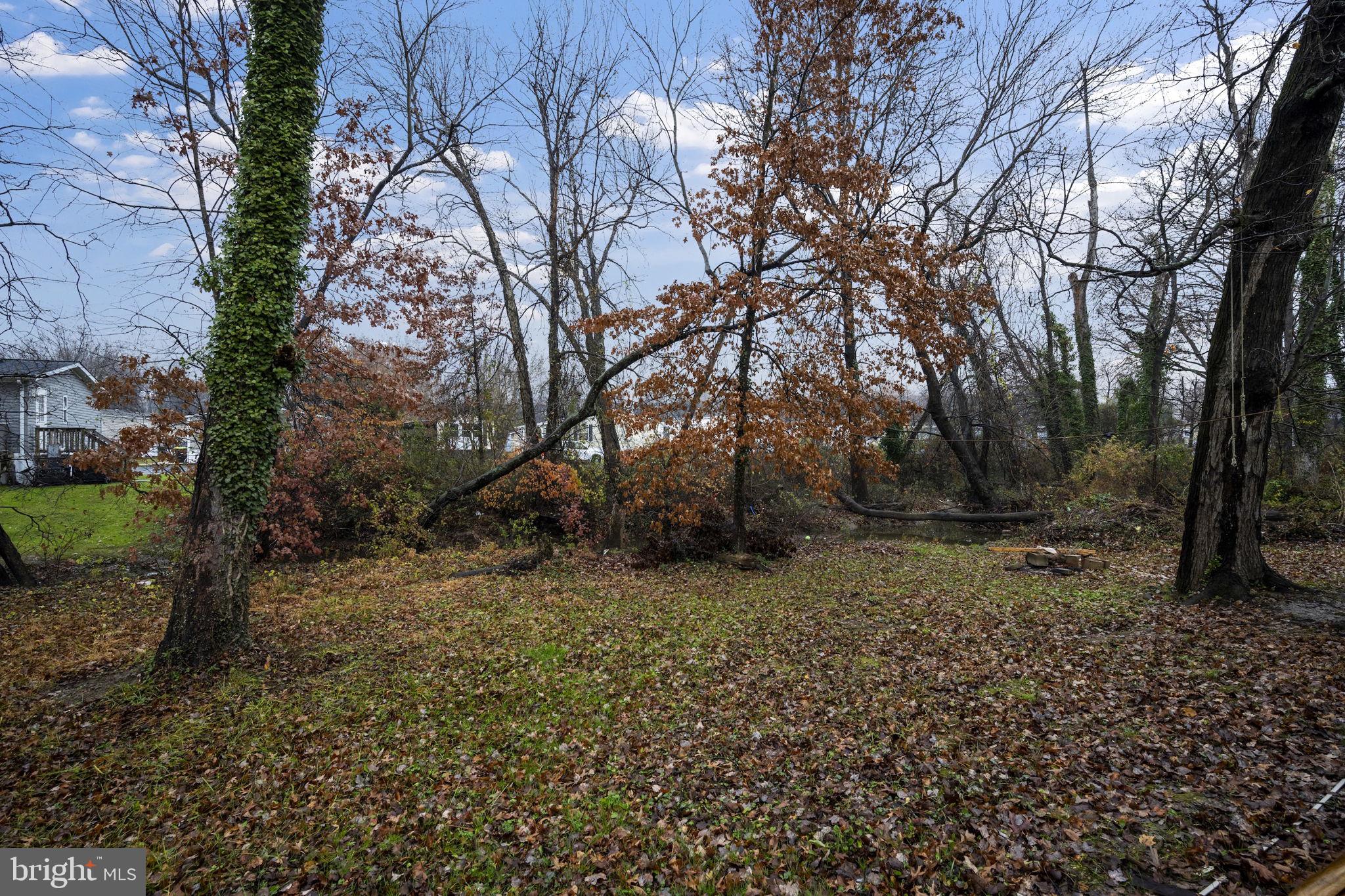 HARFORD MOBILE VILLAGE - Residential