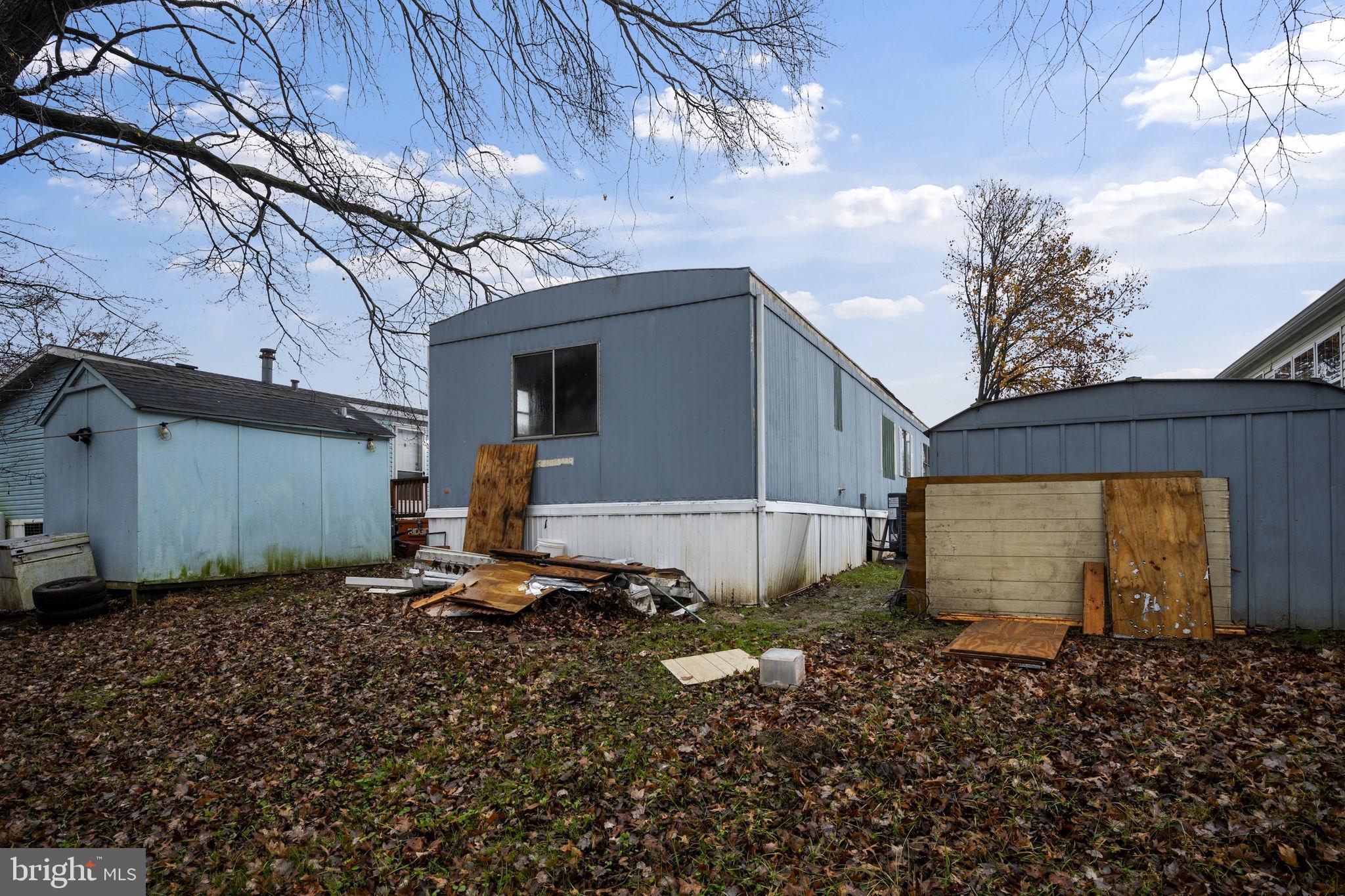 HARFORD MOBILE VILLAGE - Residential