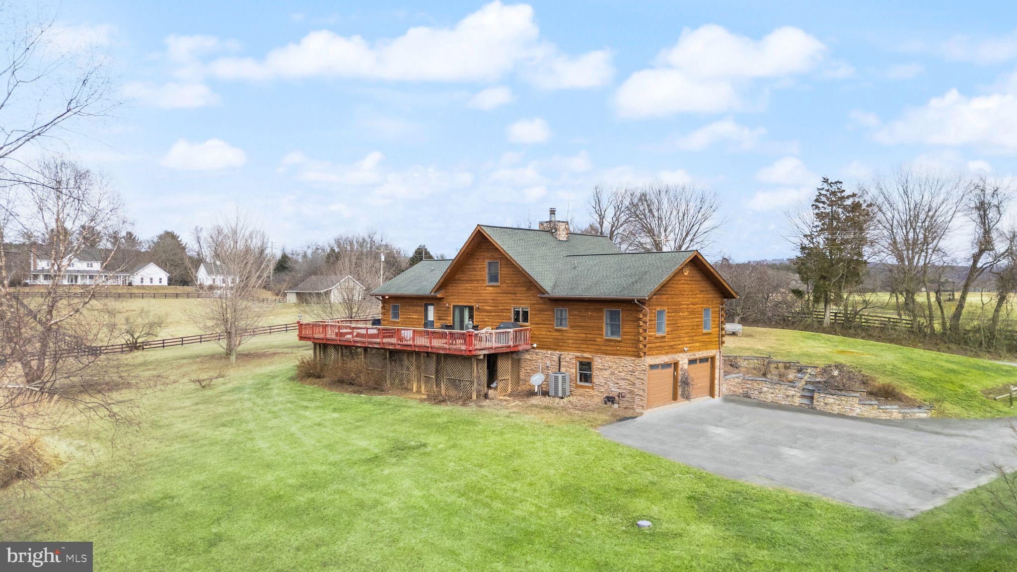 FOXBORO FARM - Residential