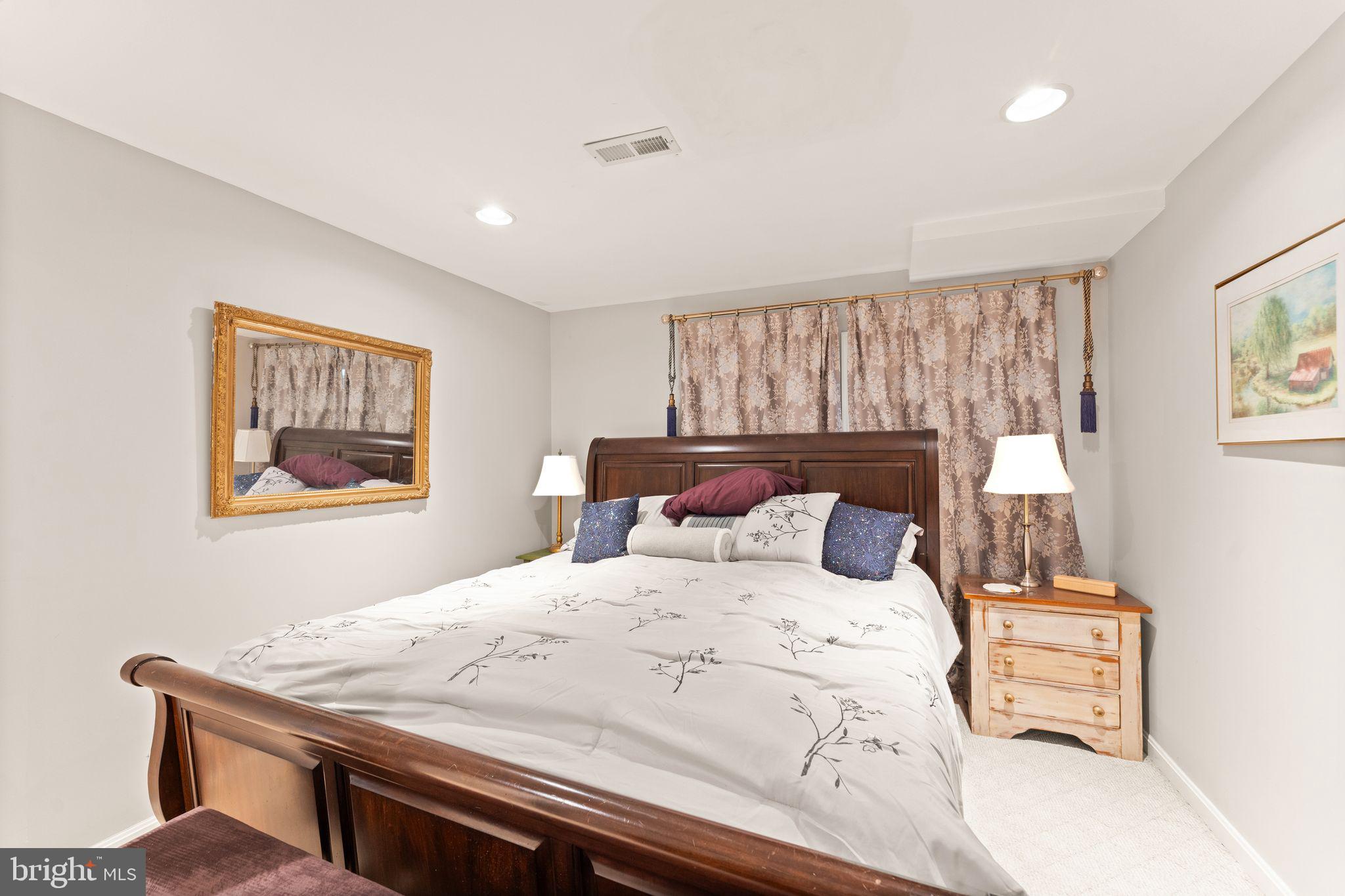 FOXBORO FARM - Residential