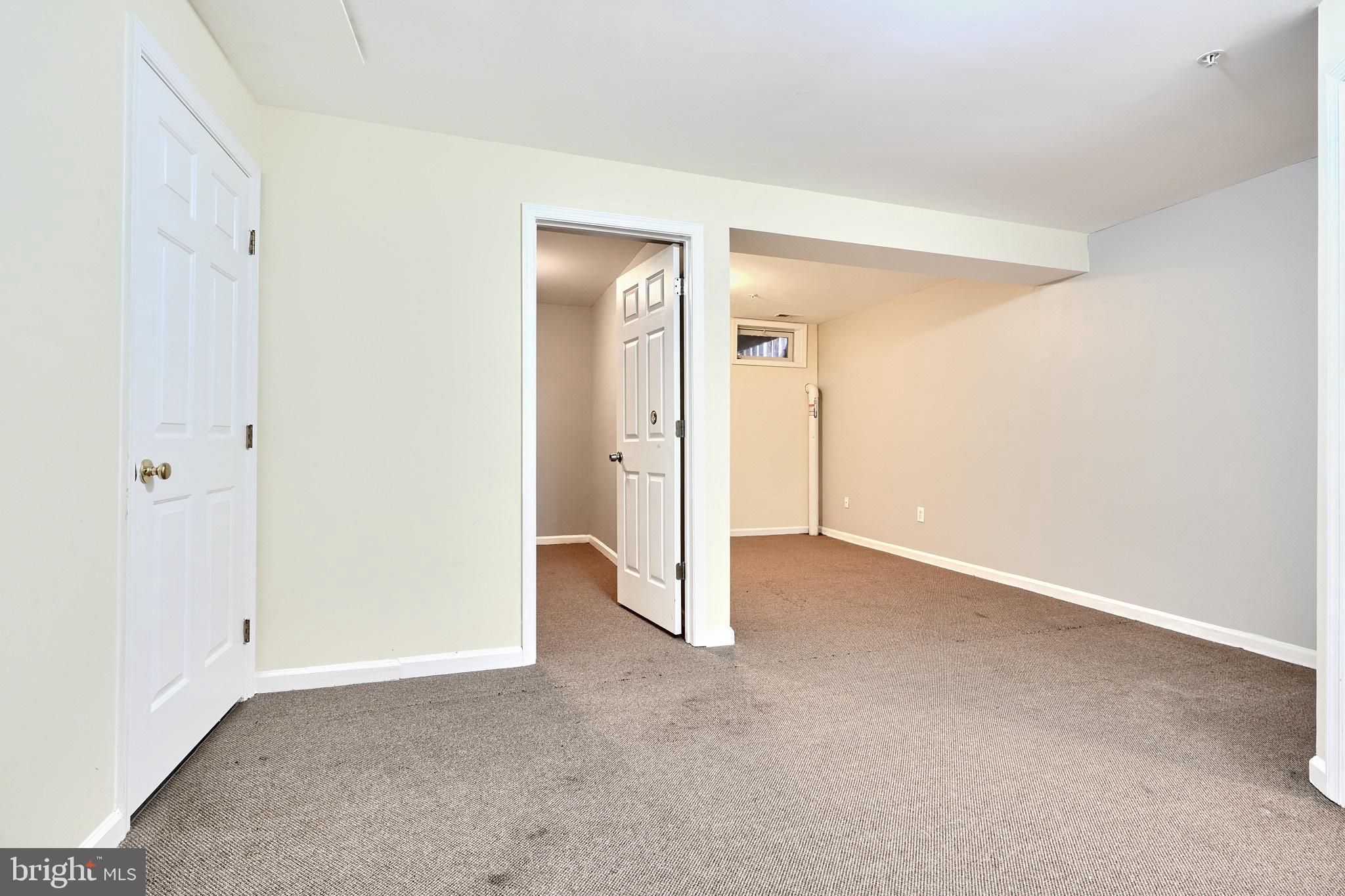 OWINGS MILLS NEWTOWN - Residential