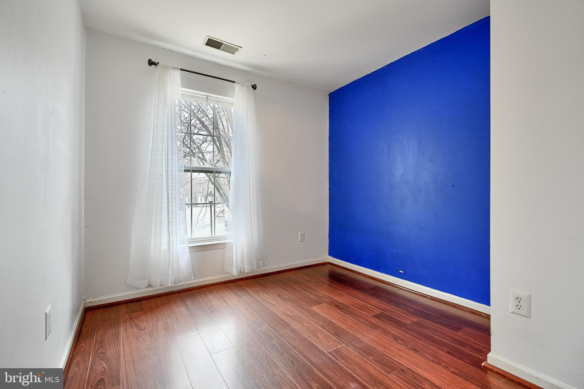 OWINGS MILLS NEWTOWN - Residential