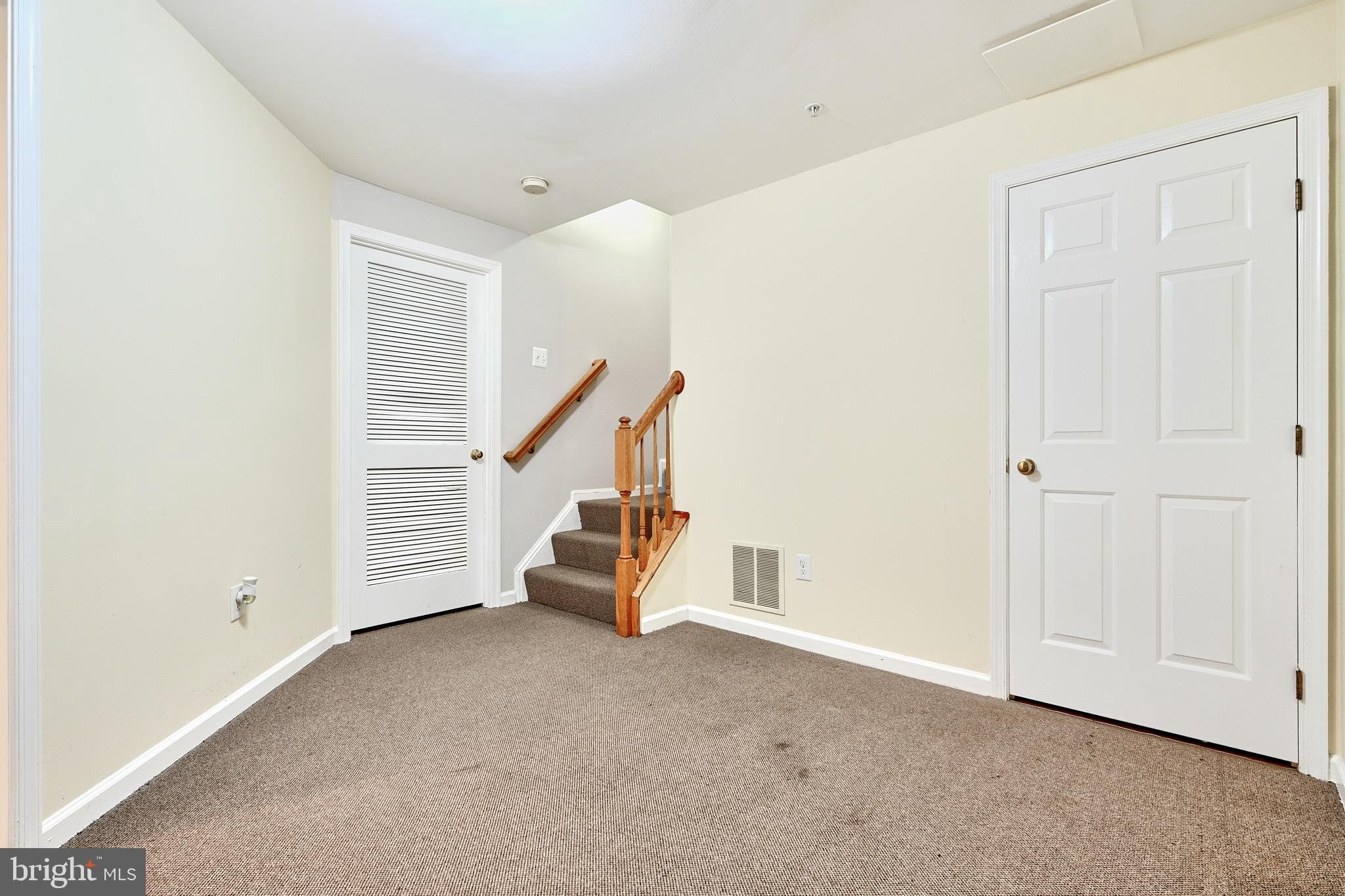 OWINGS MILLS NEWTOWN - Residential