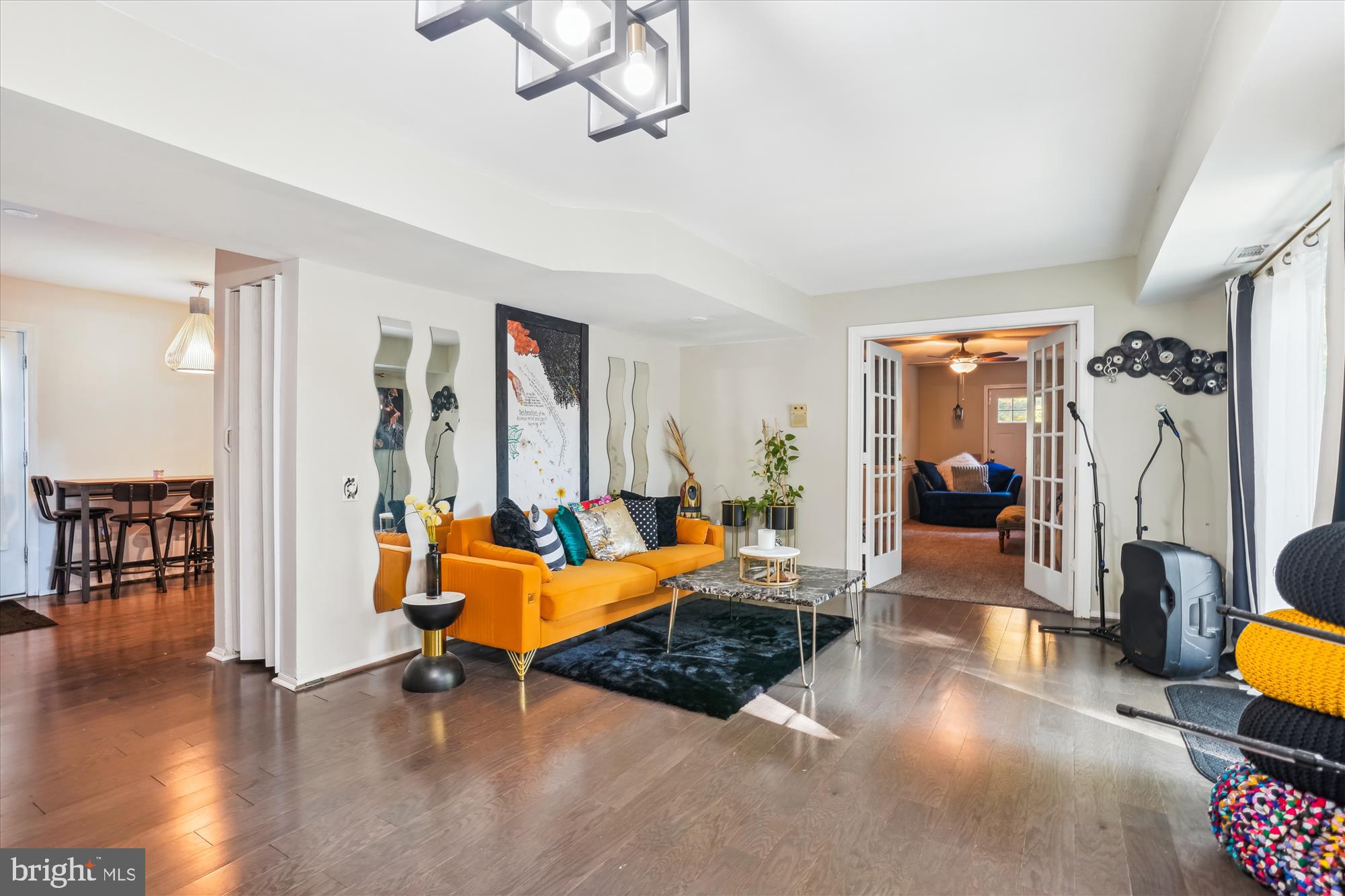 ST CHARLES HUNTINGTON - Residential