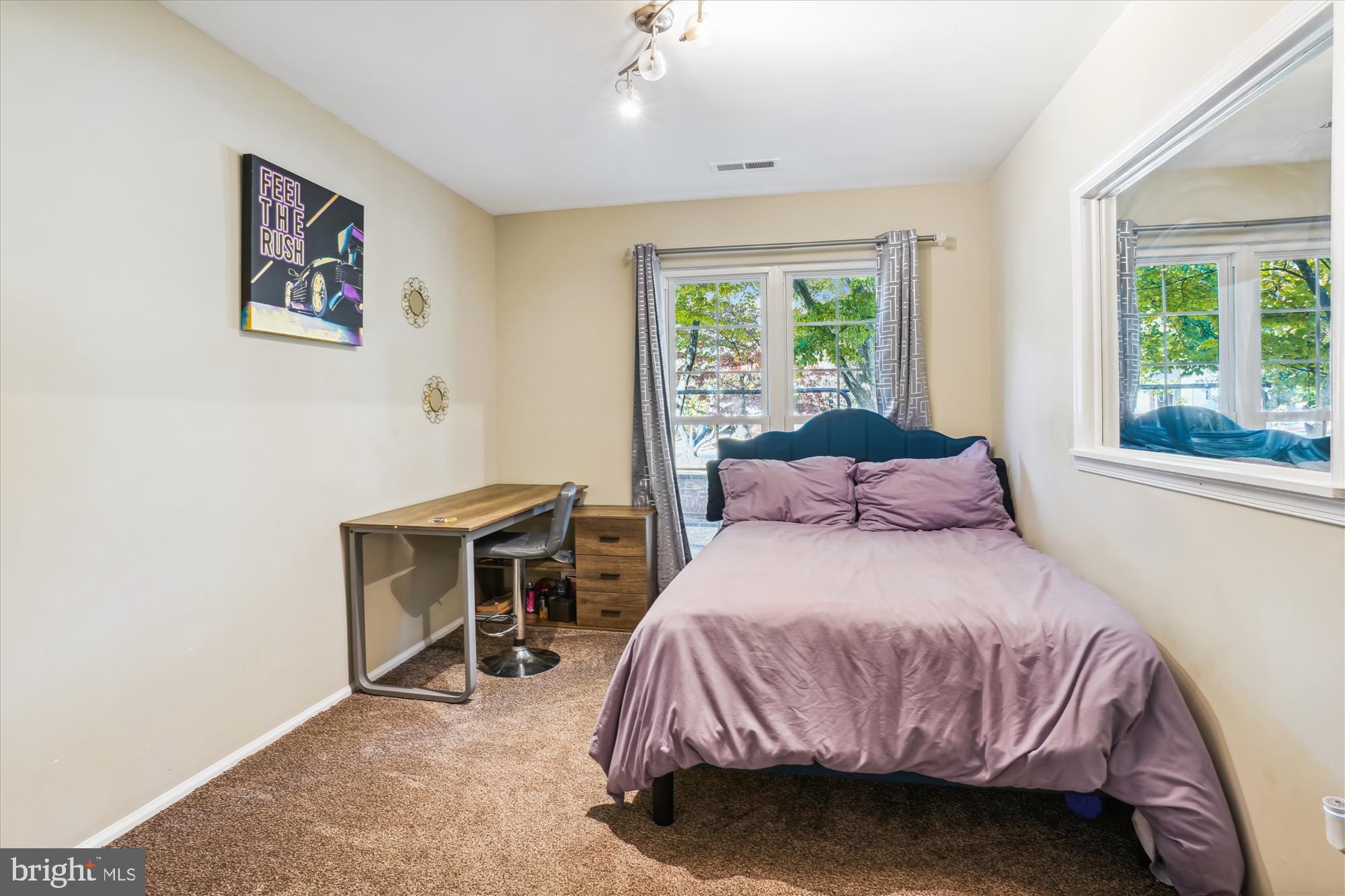 ST CHARLES HUNTINGTON - Residential