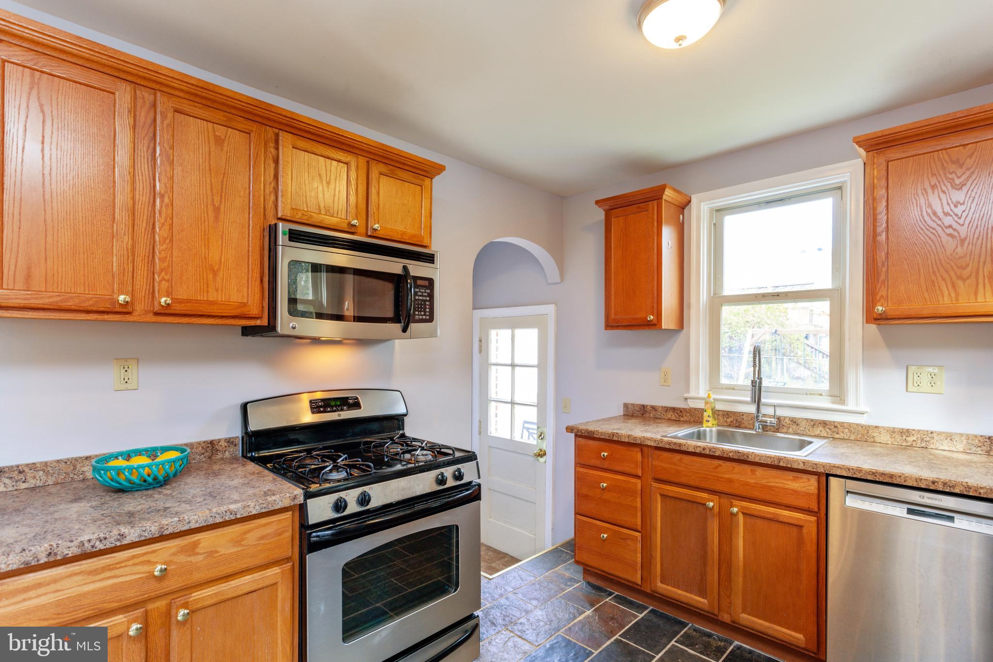 OVERLEA MANOR - Residential