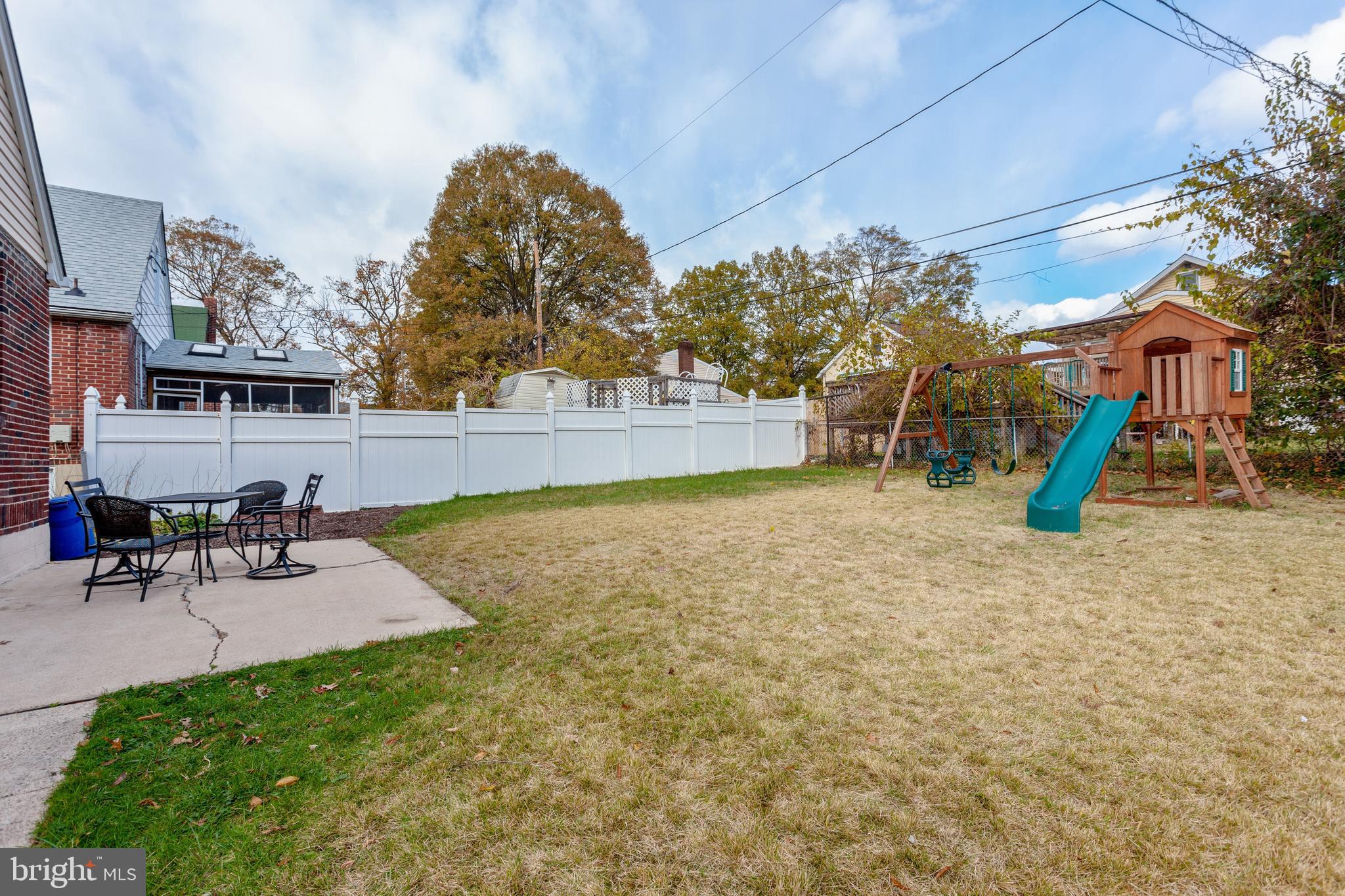 OVERLEA MANOR - Residential