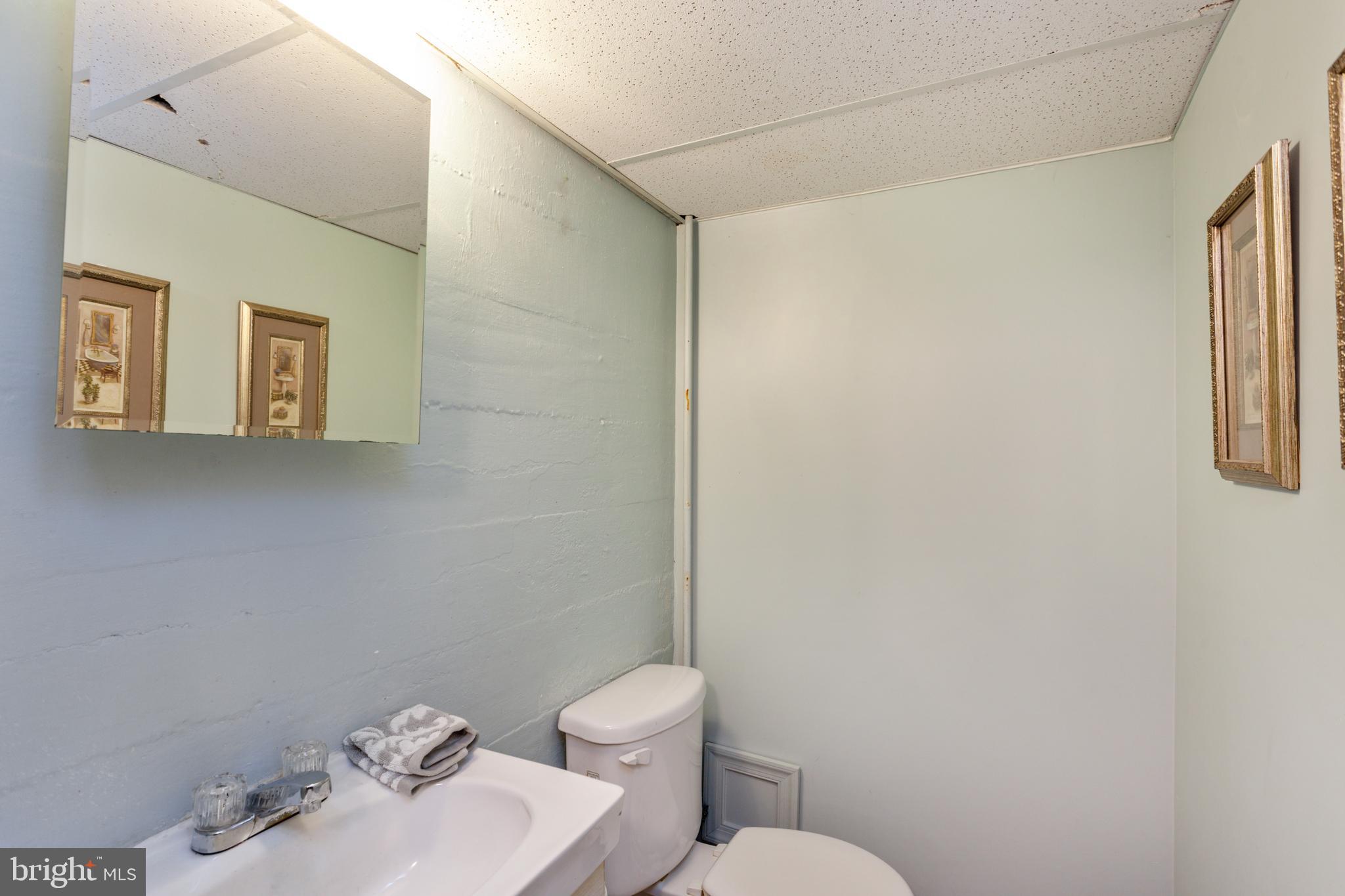 OVERLEA MANOR - Residential