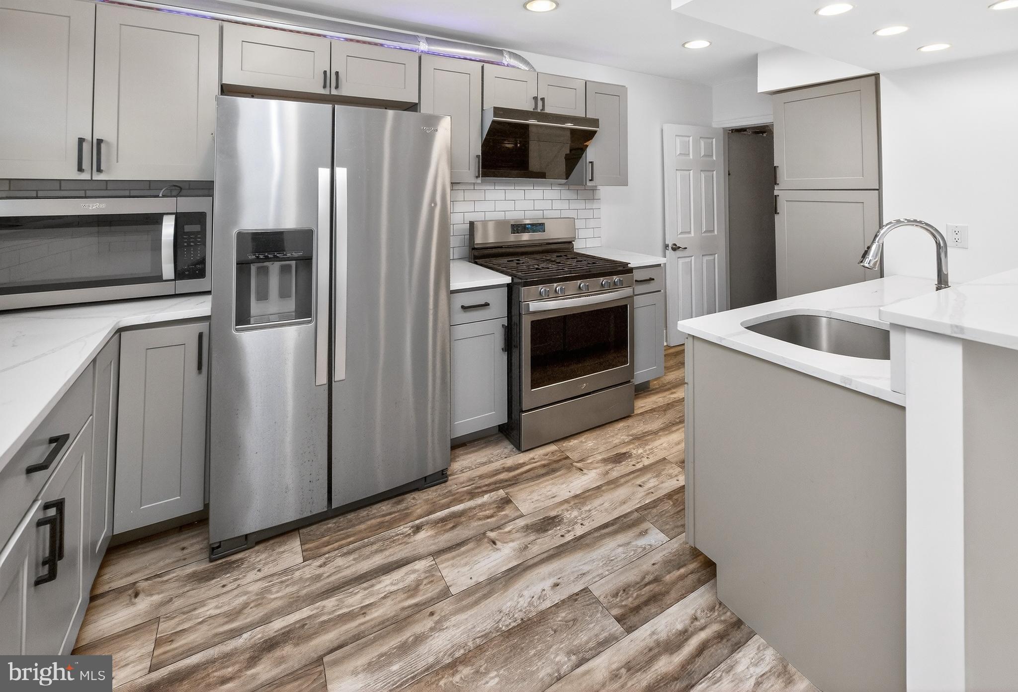 RHAWNHURST - Residential